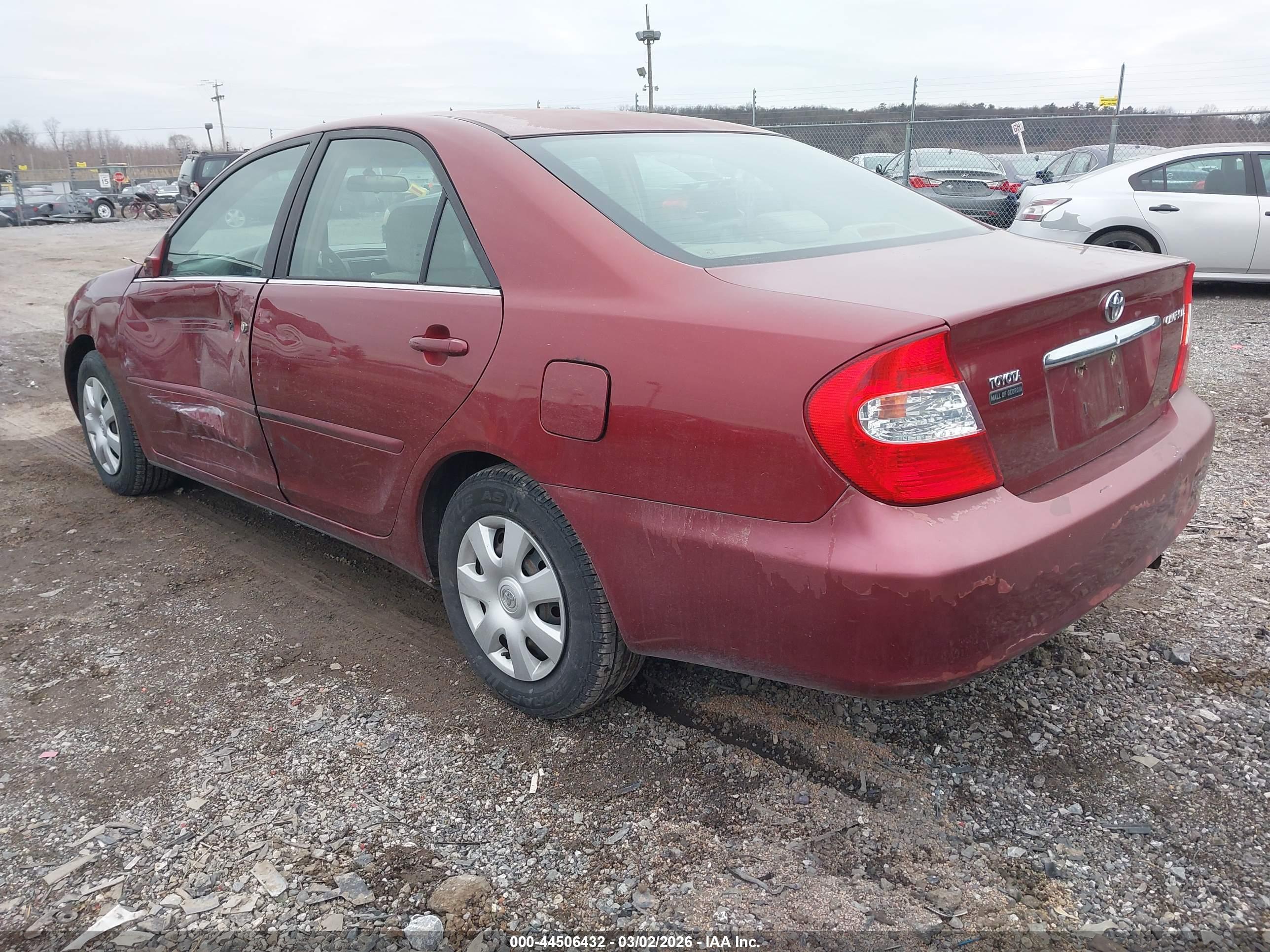 TOYOTA CAMRY image 3