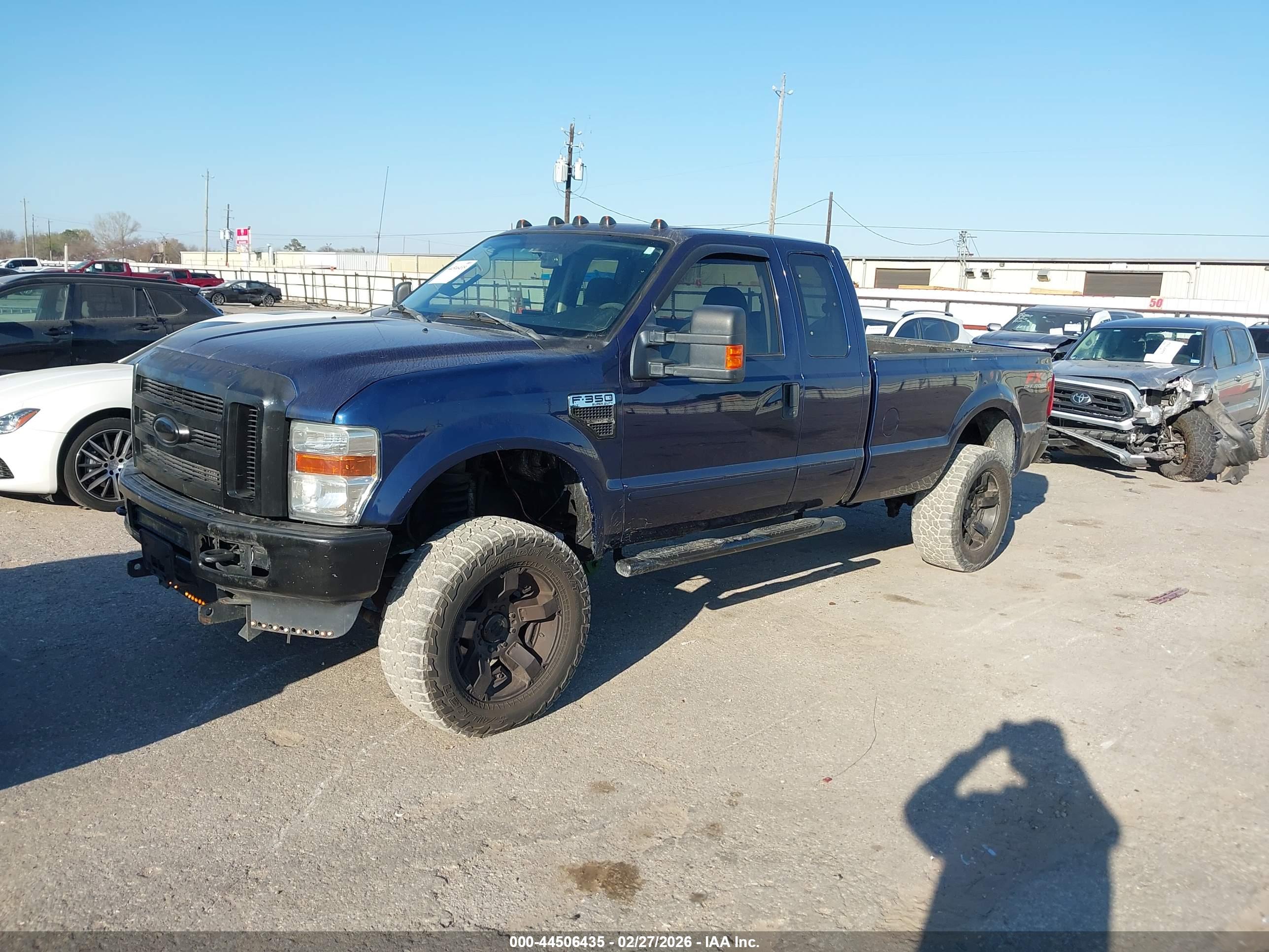 FORD F-350 image 2