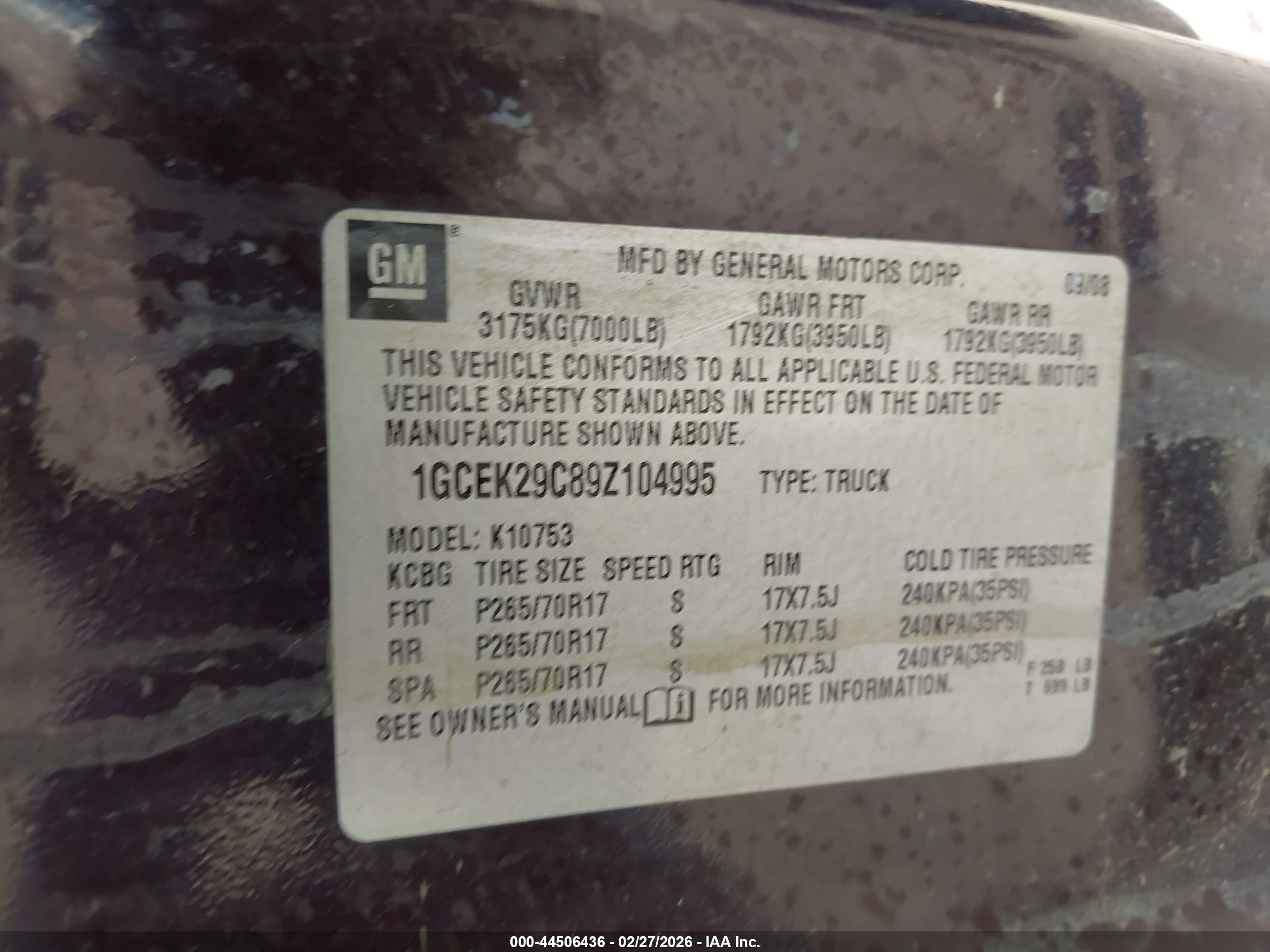 CHEVROLET SILVERADO image 9