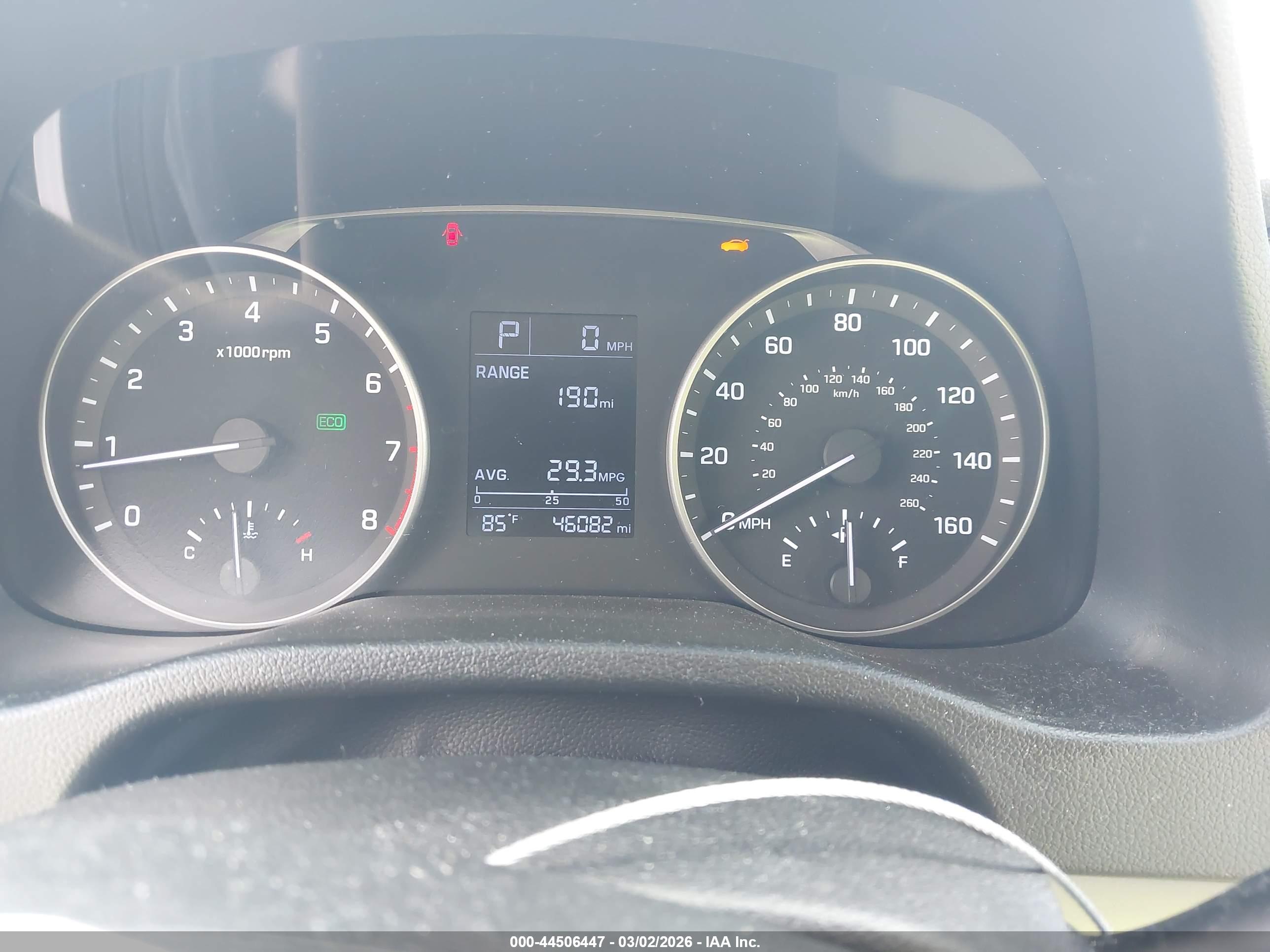 HYUNDAI ELANTRA image 7