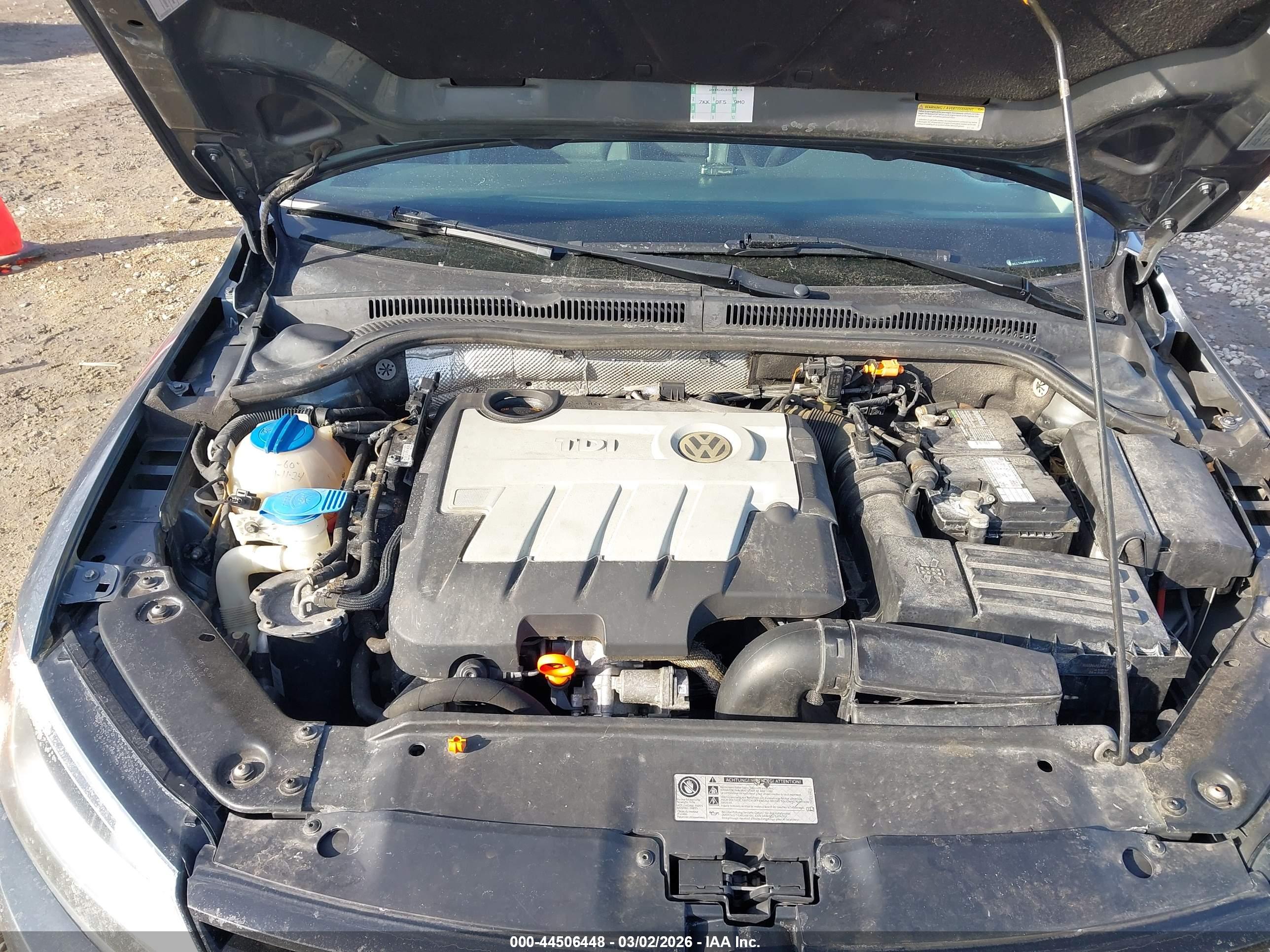VOLKSWAGEN JETTA image 10