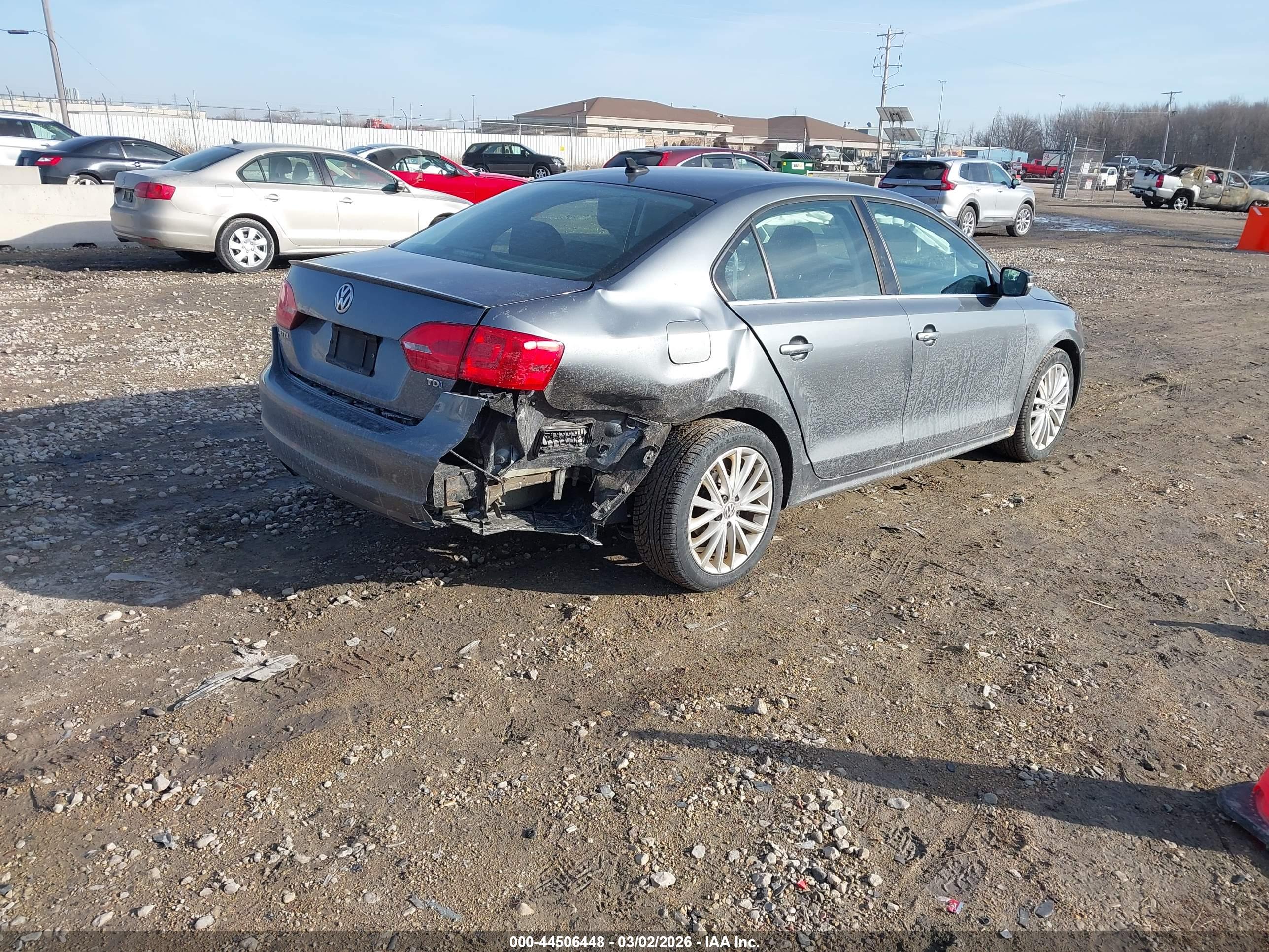 VOLKSWAGEN JETTA image 4