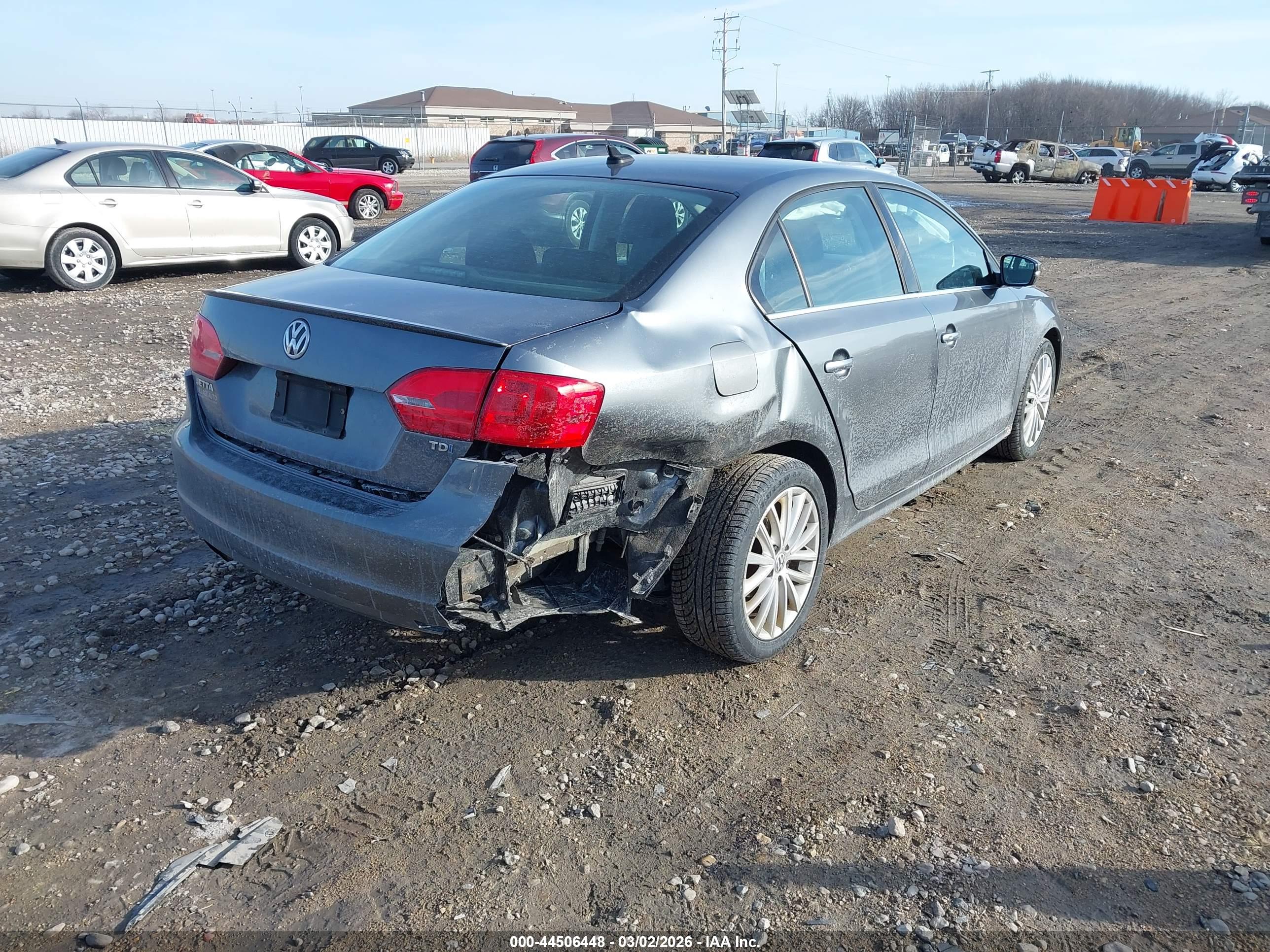 VOLKSWAGEN JETTA image 6