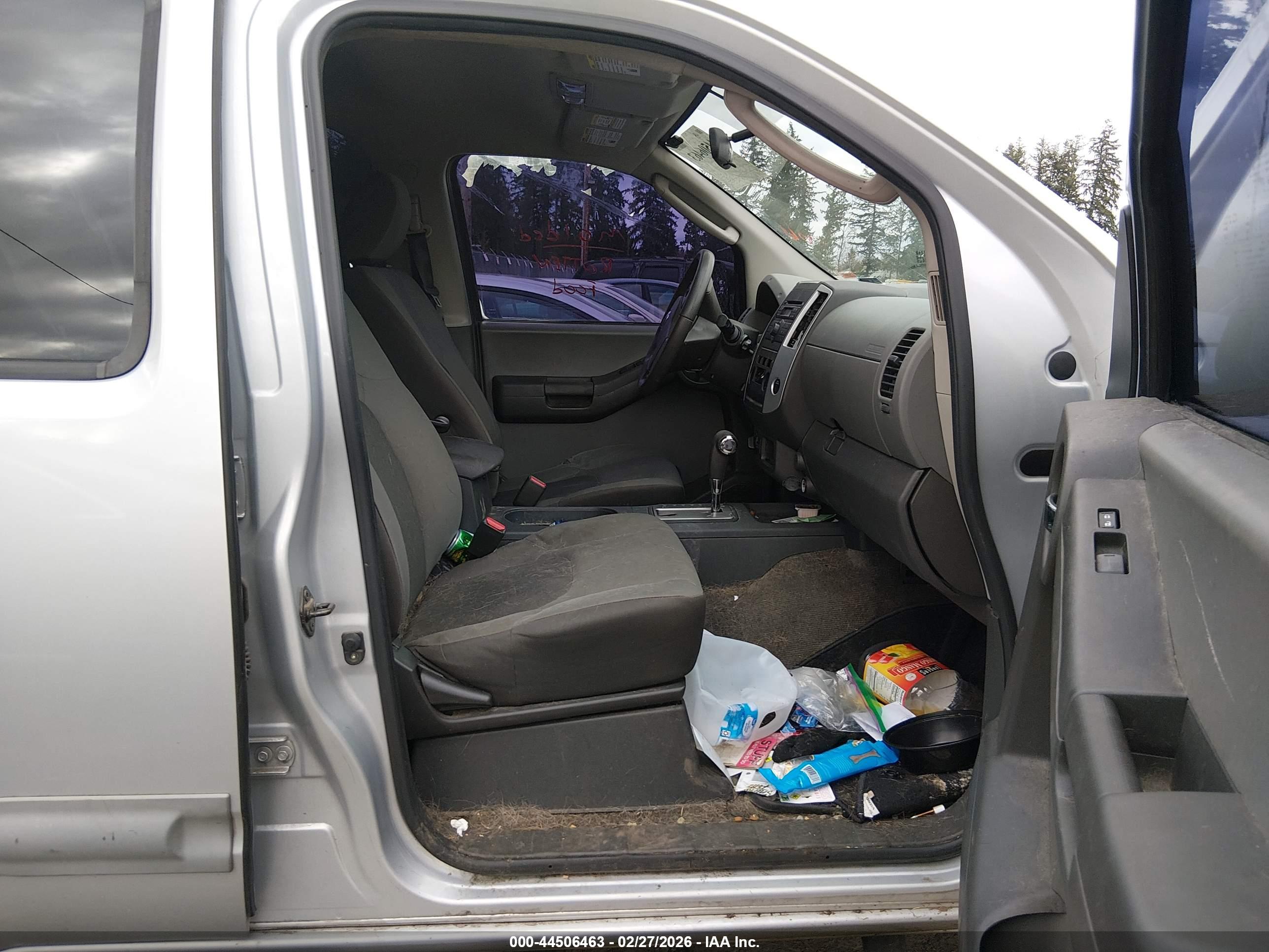 NISSAN XTERRA image 5
