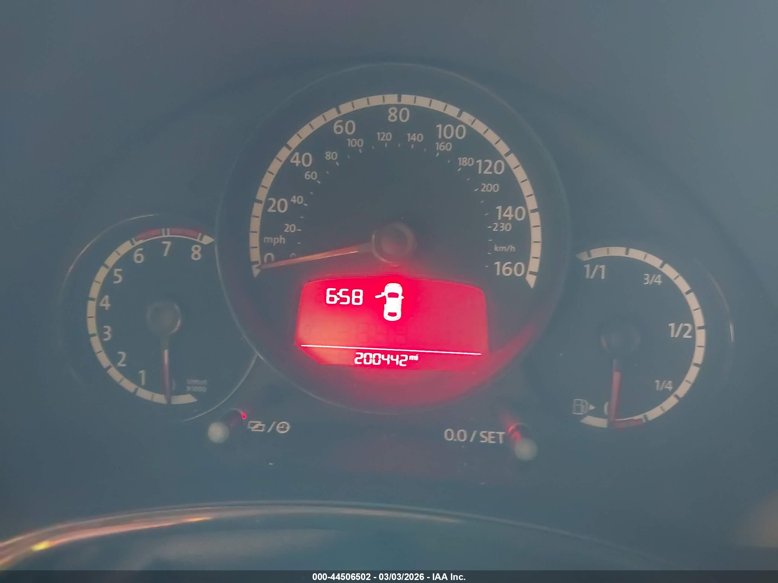 VOLKSWAGEN BEETLE image 7