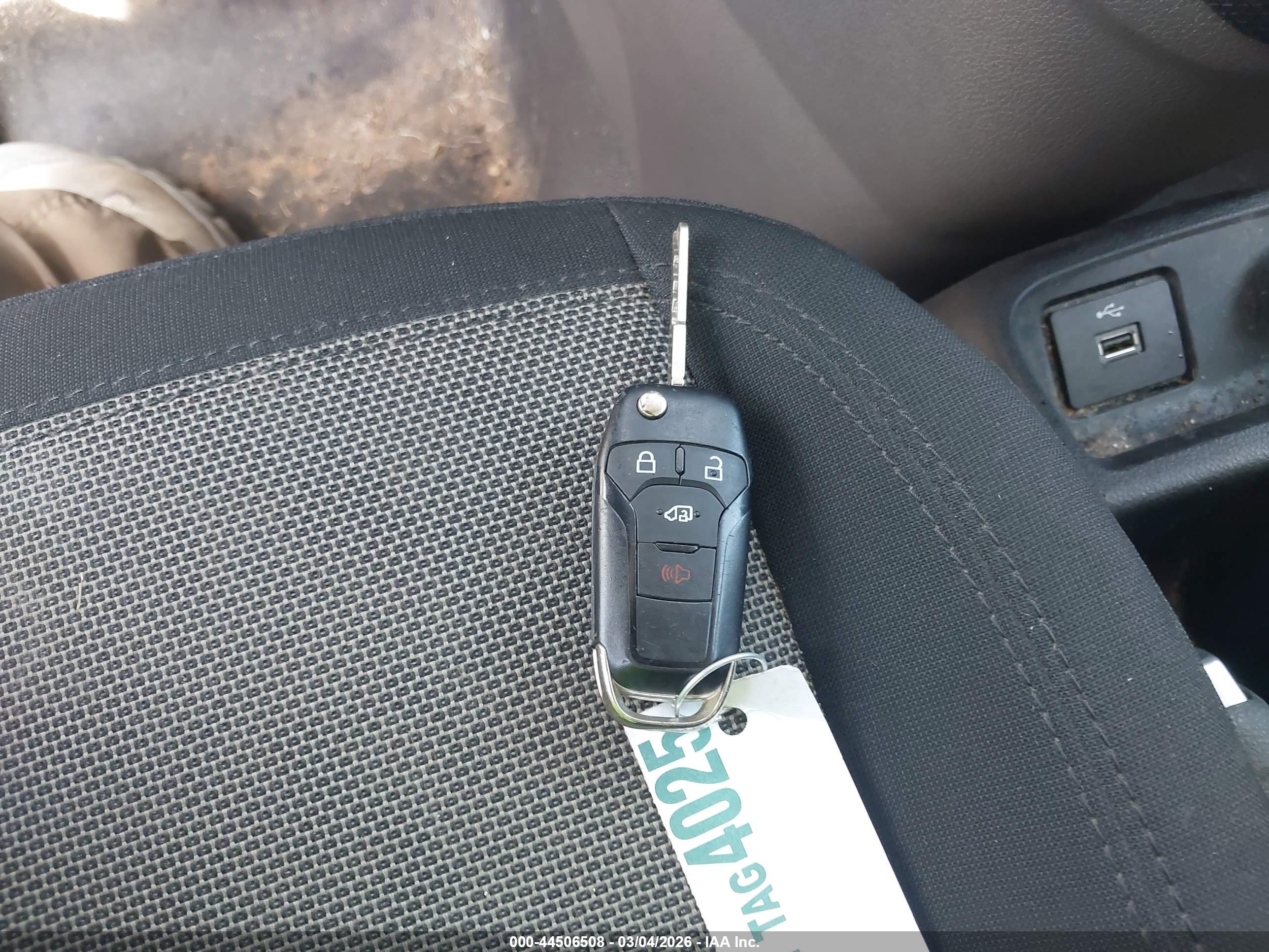 FORD TRANSIT image 11
