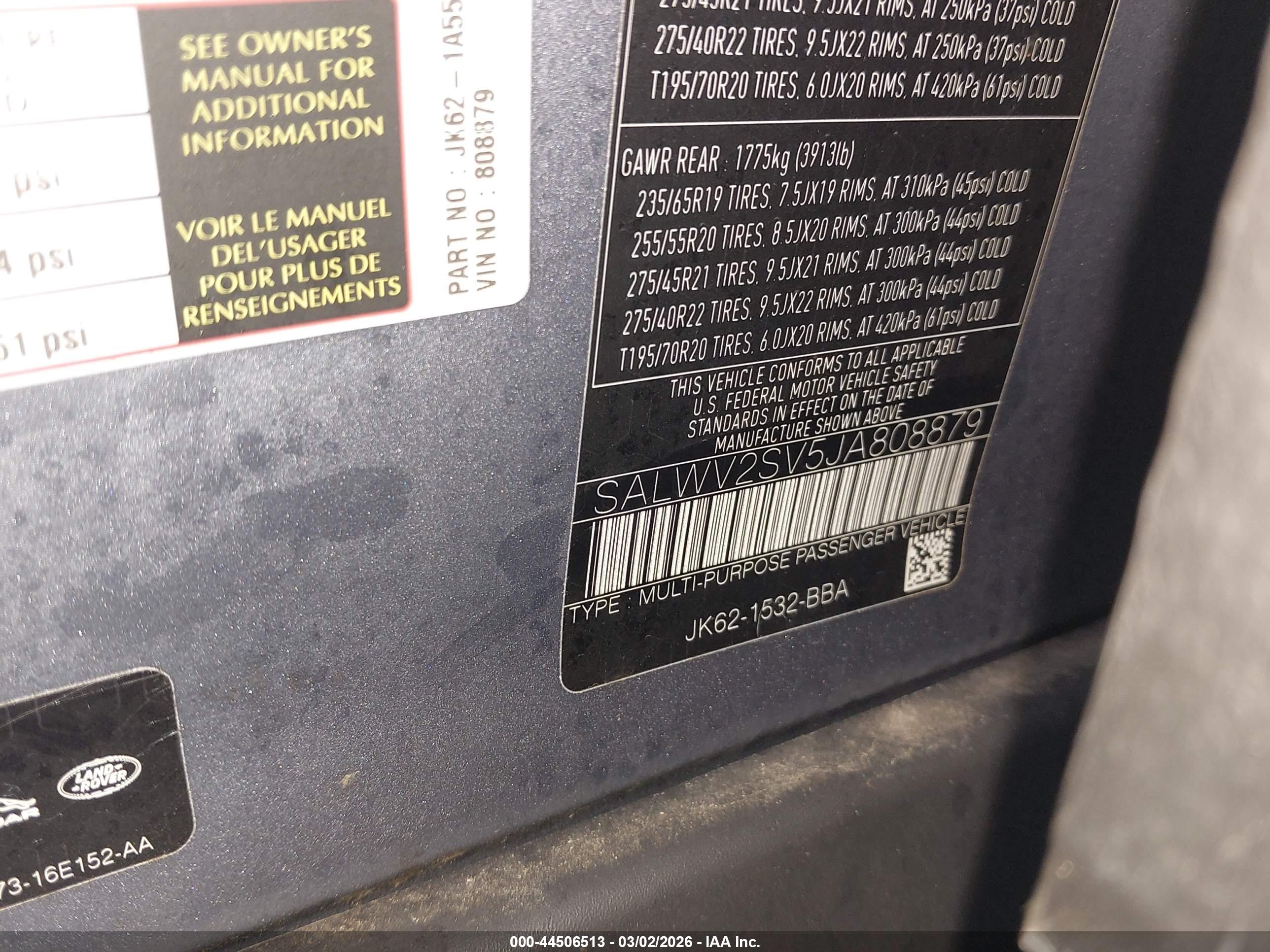 LAND ROVER image 9