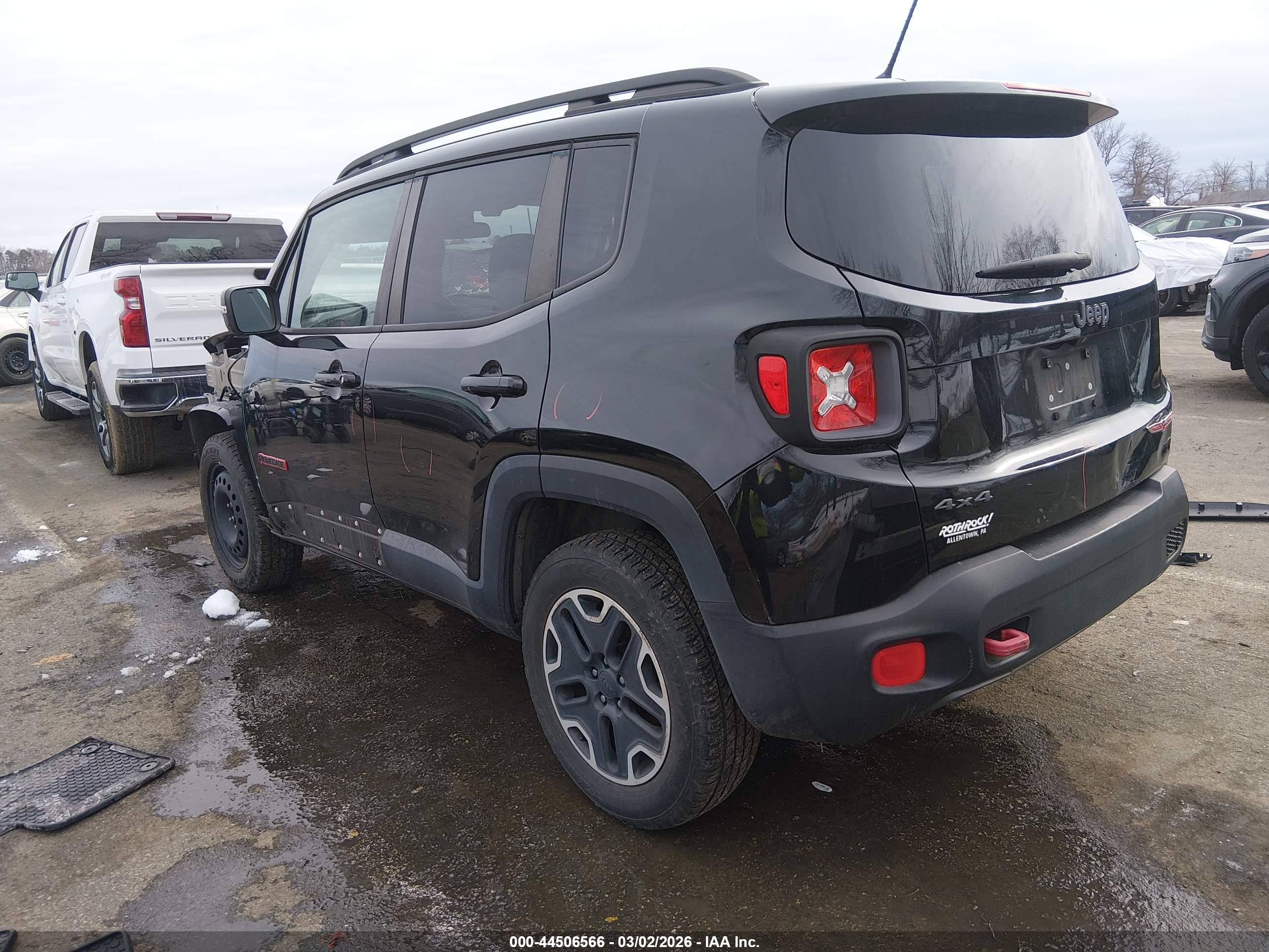 JEEP RENEGADE image 3