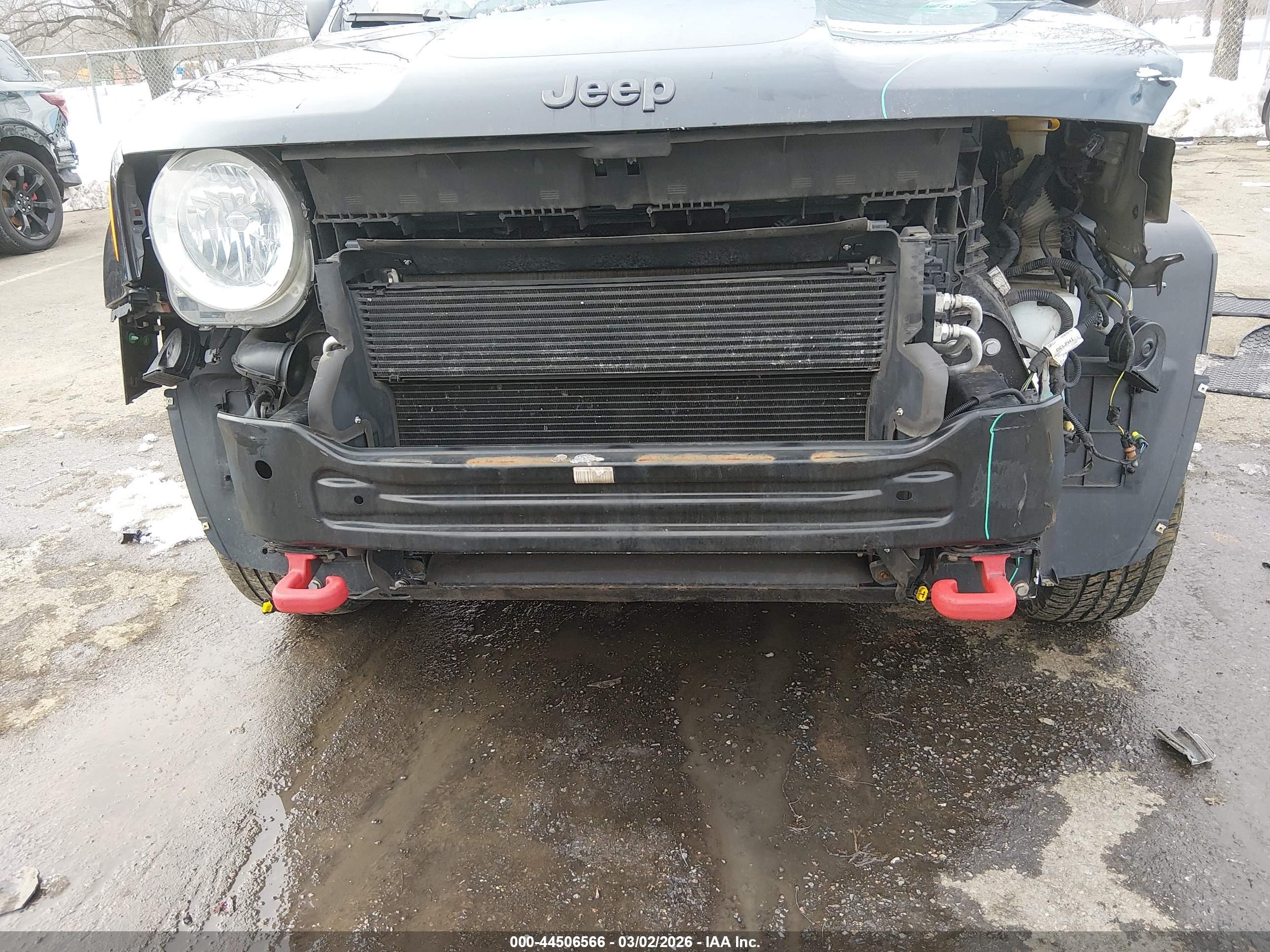 JEEP RENEGADE image 6