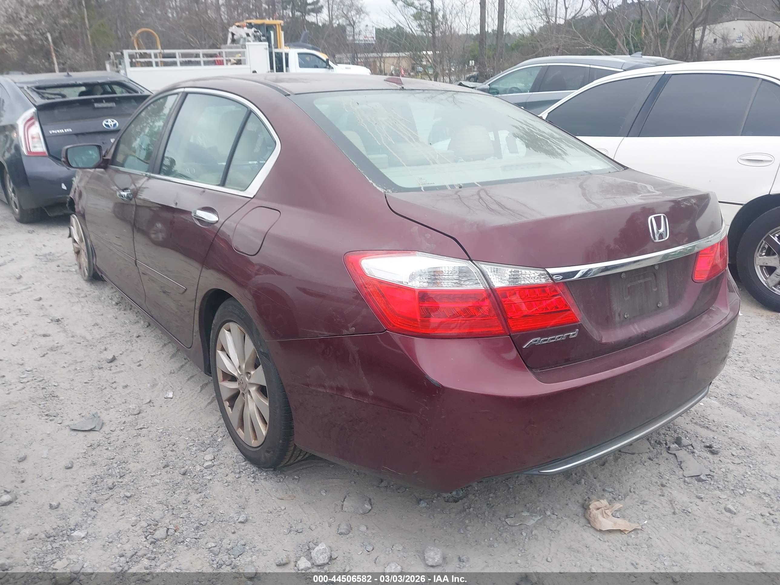 HONDA ACCORD image 3
