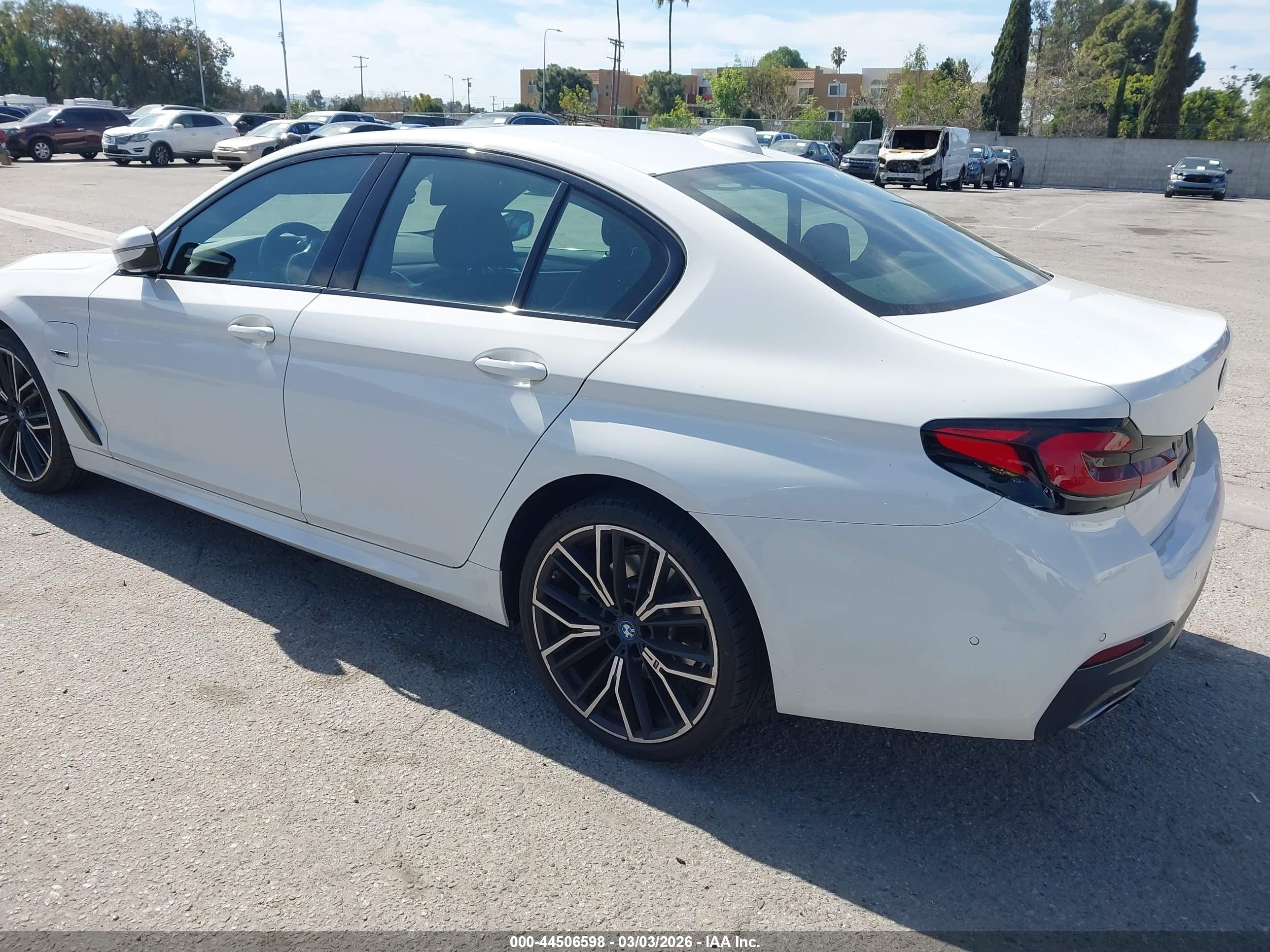 BMW 530E image 3