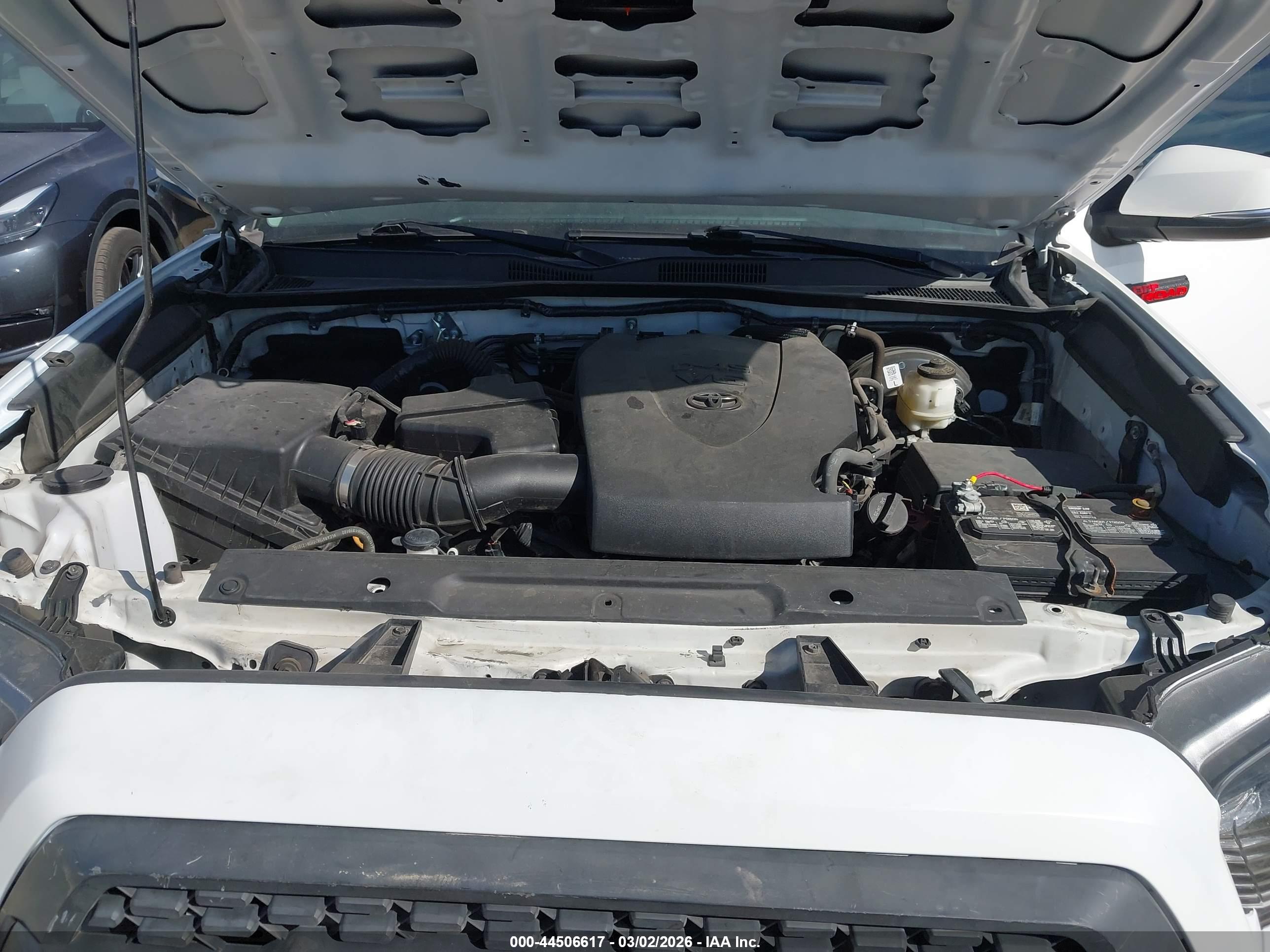 TOYOTA TACOMA image 10