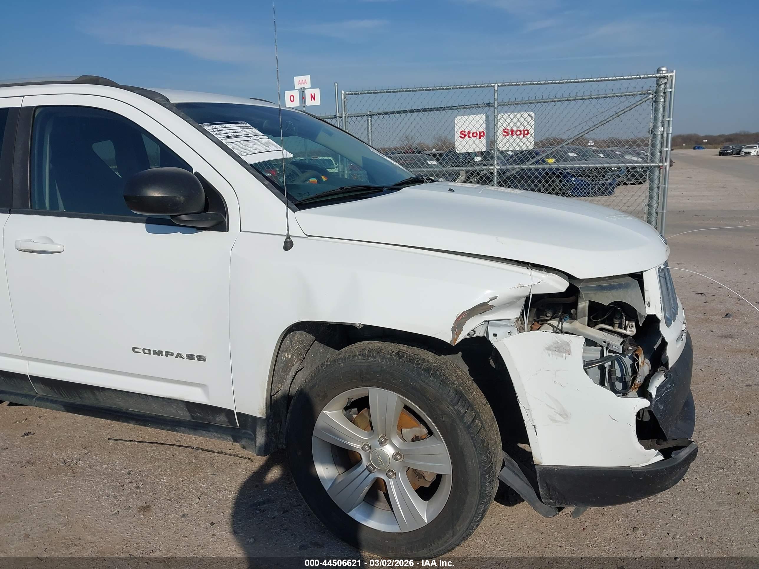JEEP COMPASS image 6