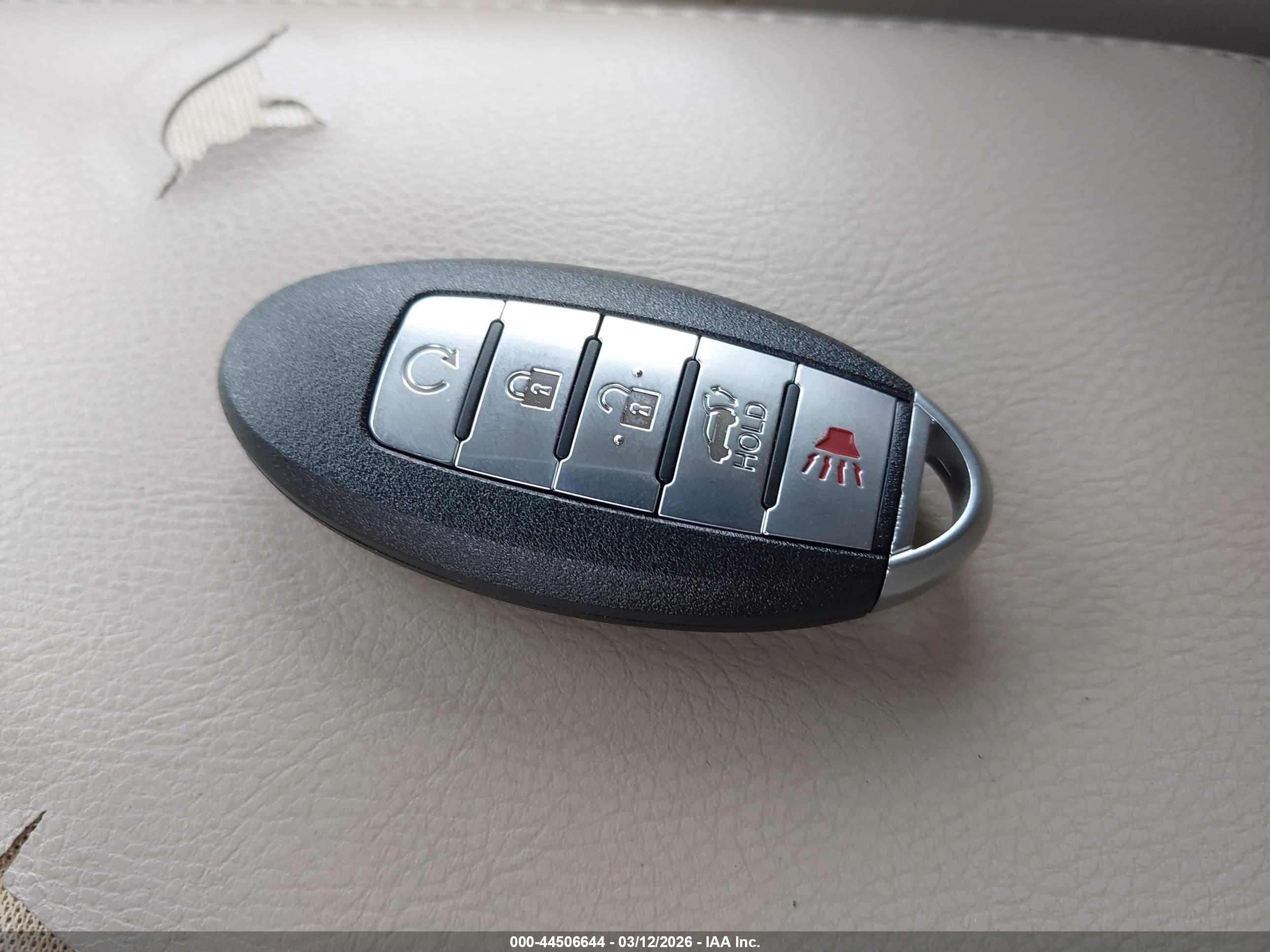 NISSAN PATHFINDER image 11