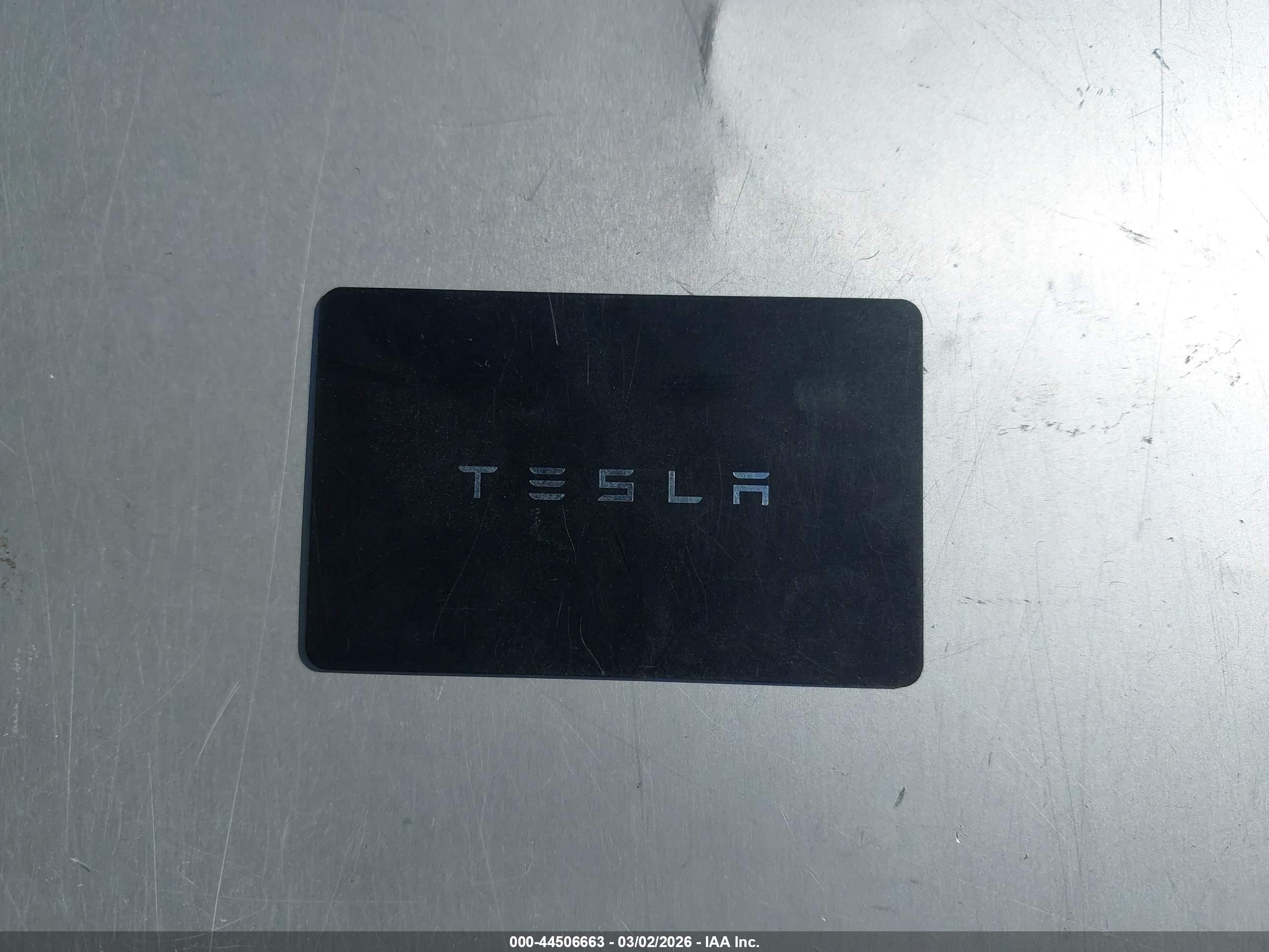 TESLA MODEL image 11
