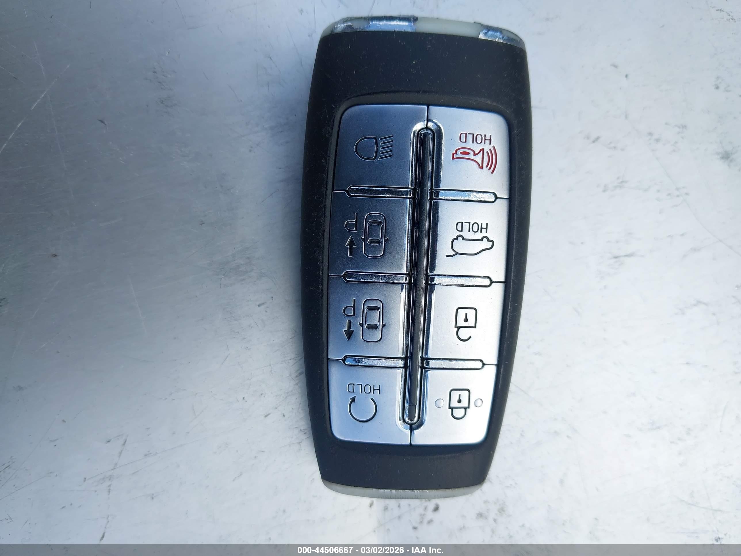 GENESIS GV70 image 11