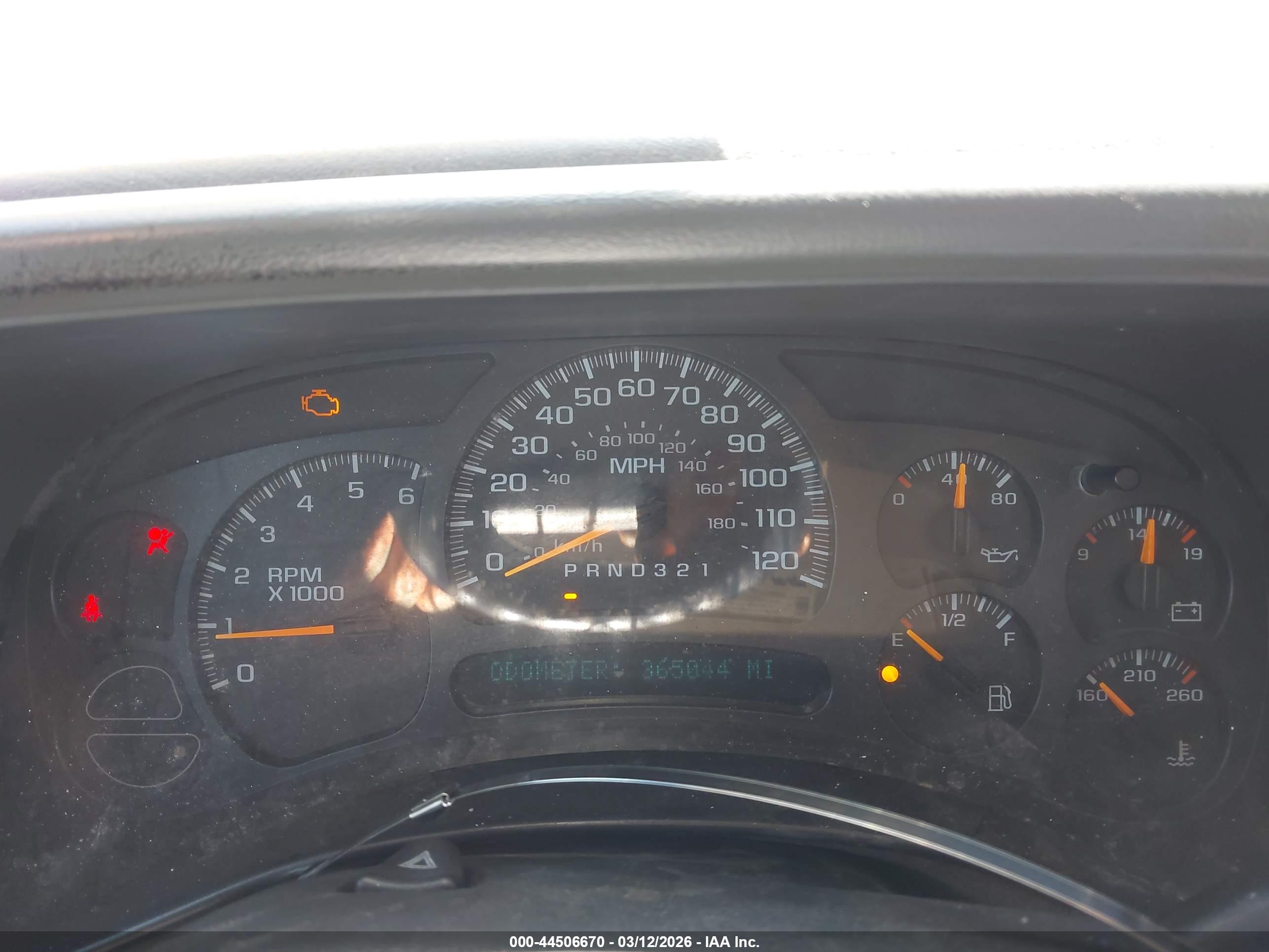 CHEVROLET SILVERADO image 7