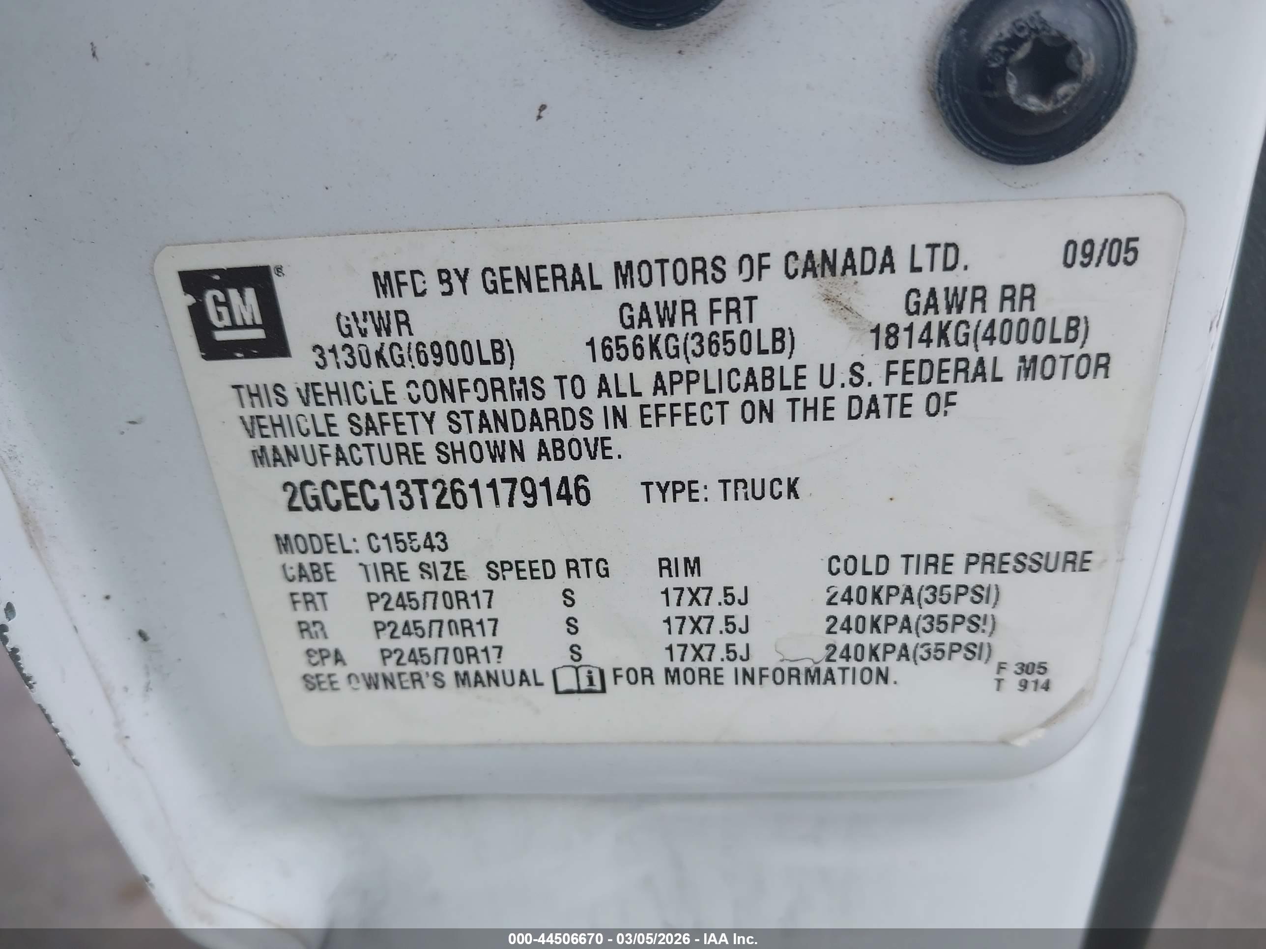 CHEVROLET SILVERADO image 9