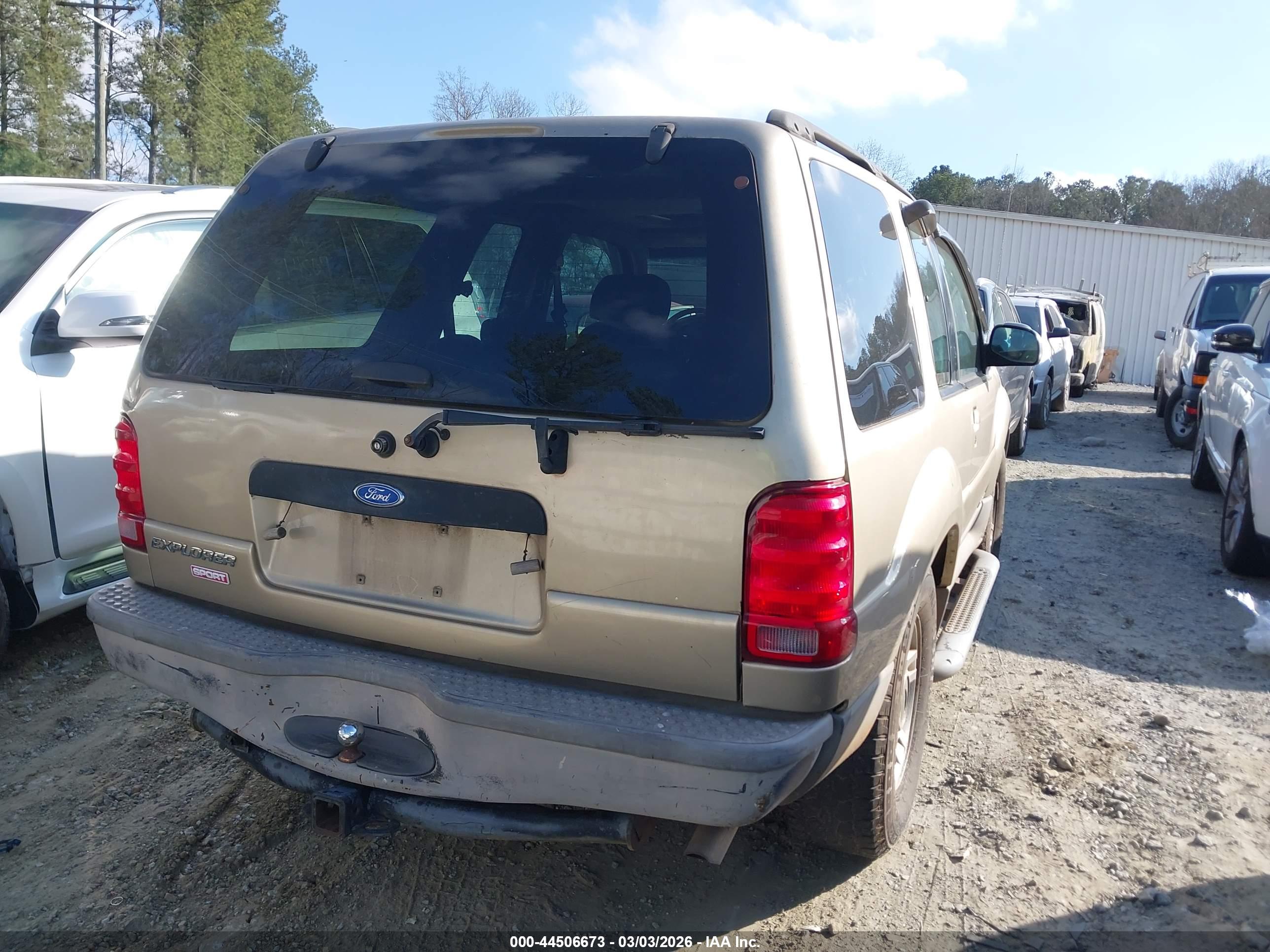 FORD EXPLORER image 4