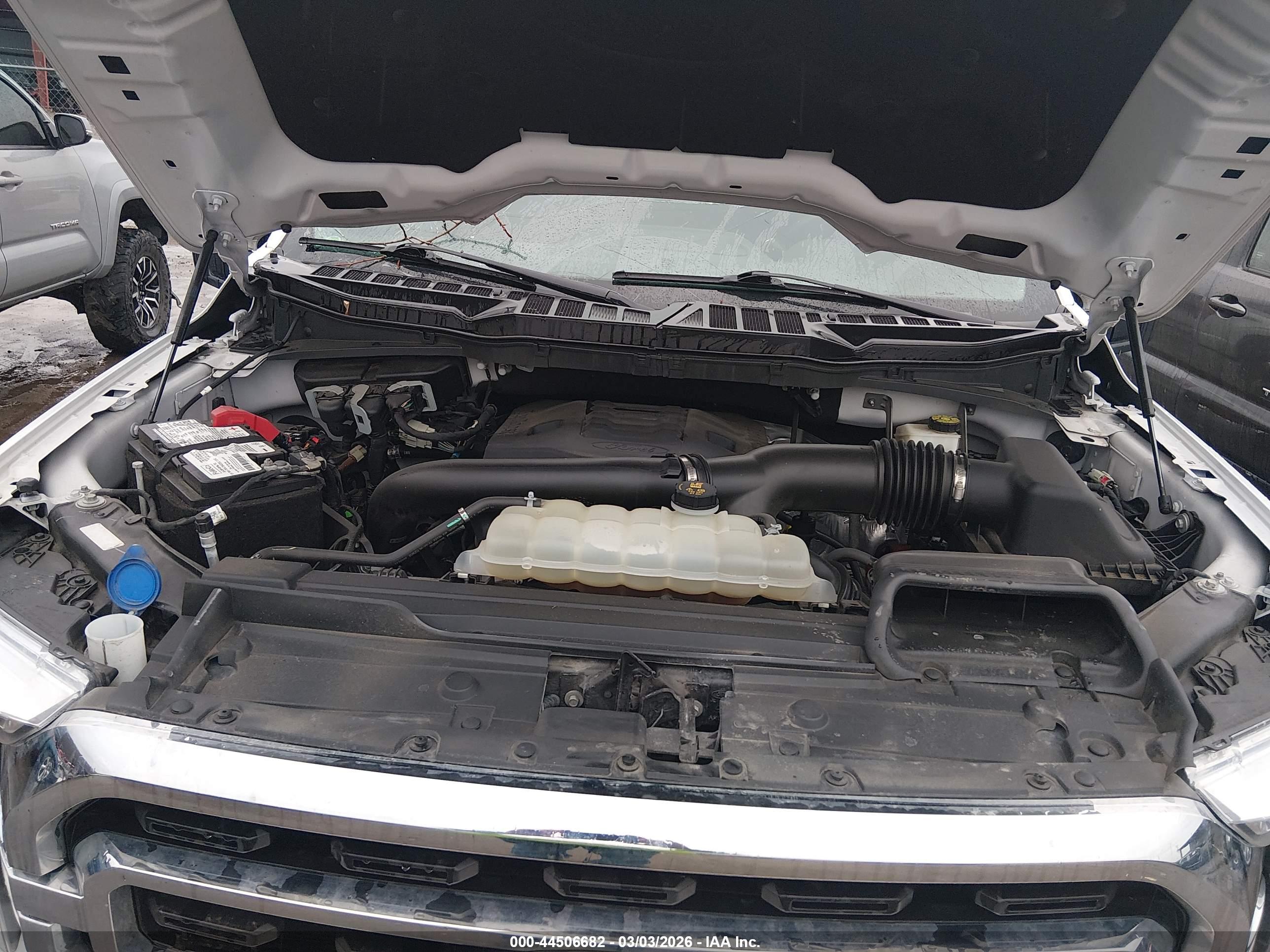 FORD F-150 image 10