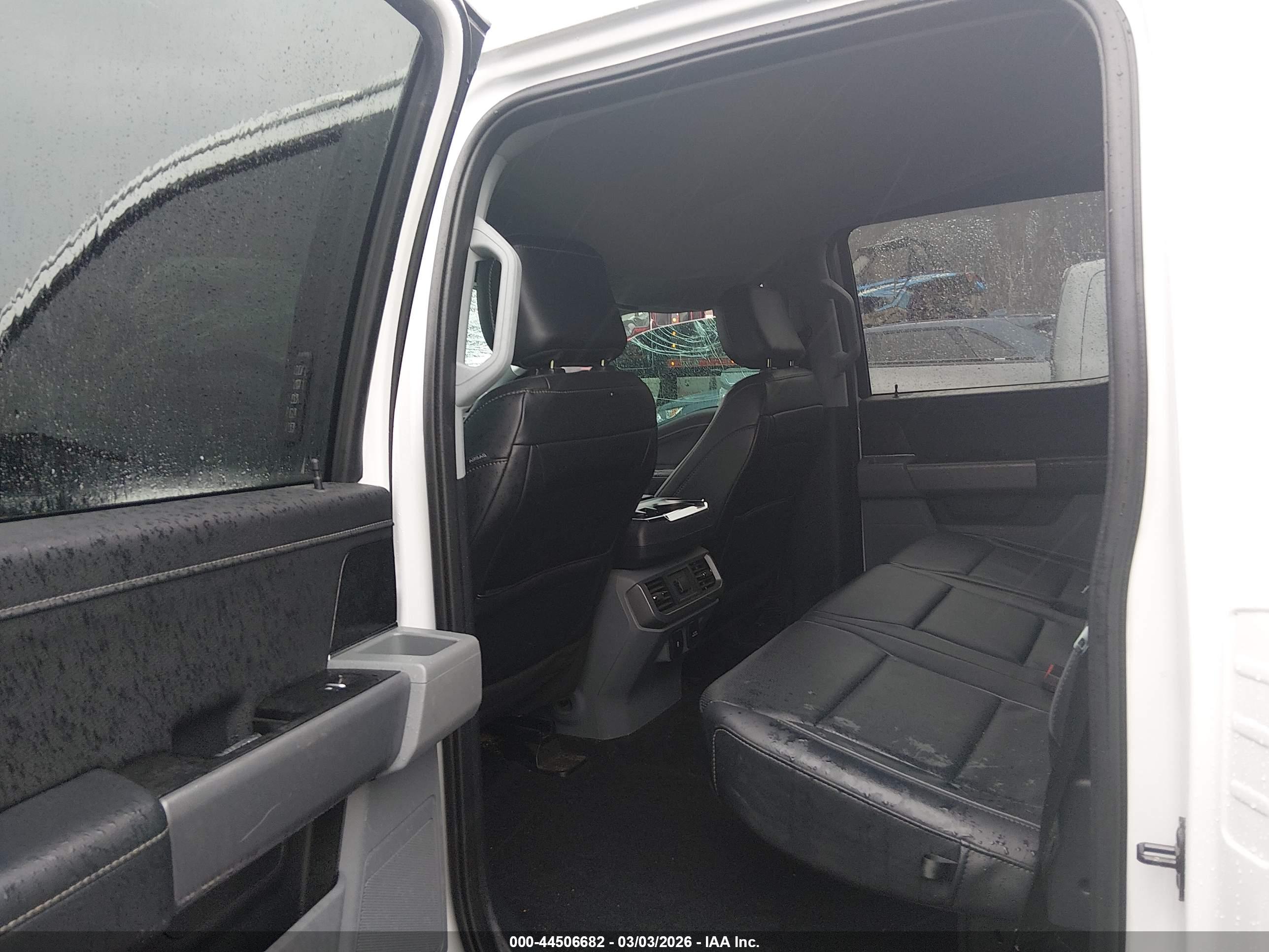 FORD F-150 image 8