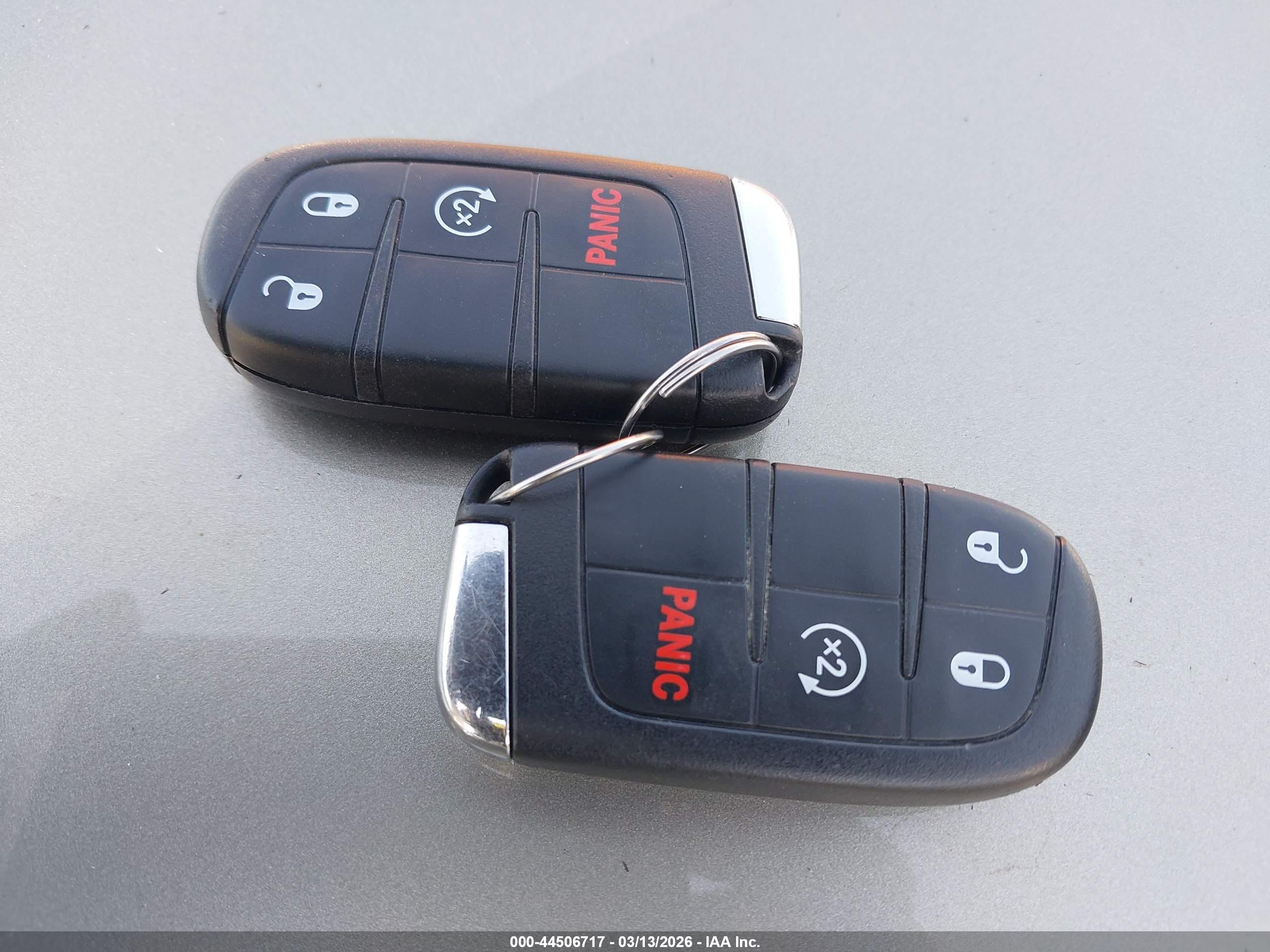 JEEP RENEGADE image 11