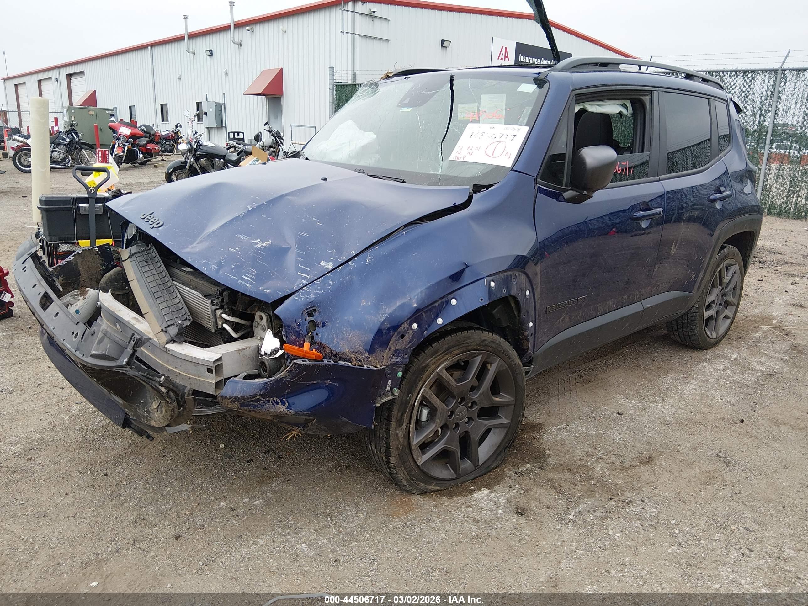 JEEP RENEGADE image 2