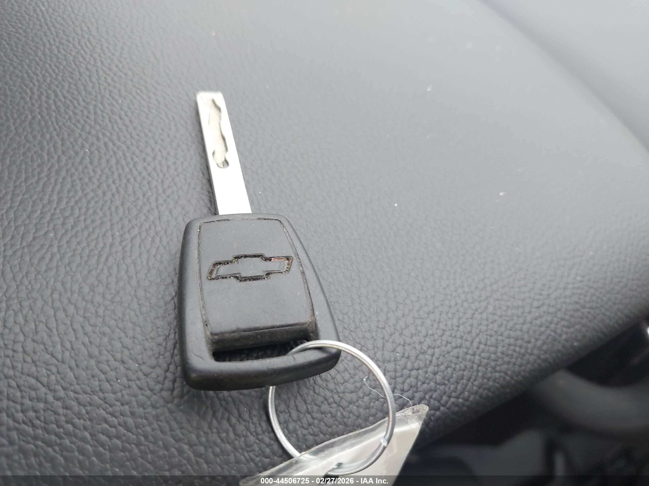 CHEVROLET SILVERADO image 11