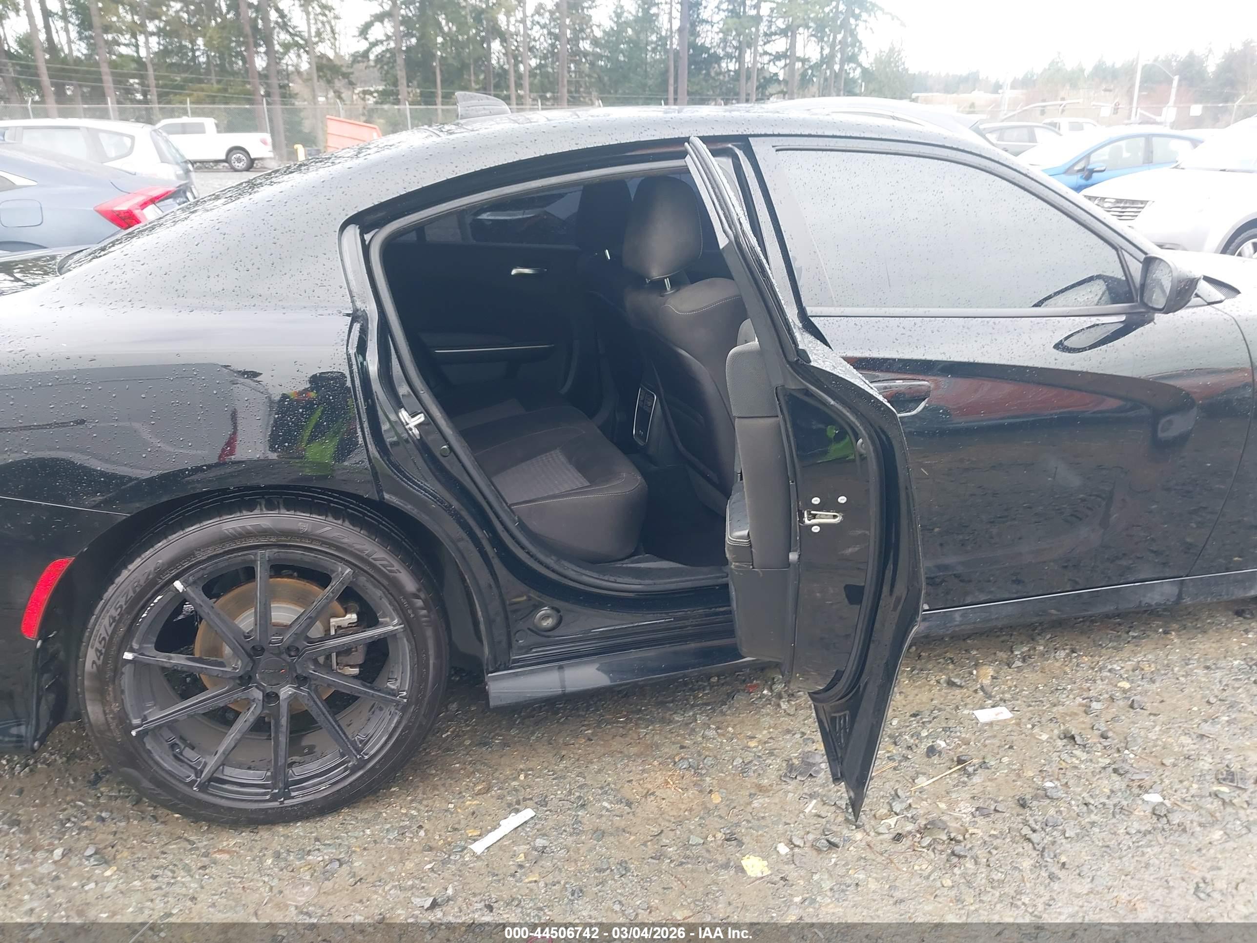 DODGE CHARGER image 8