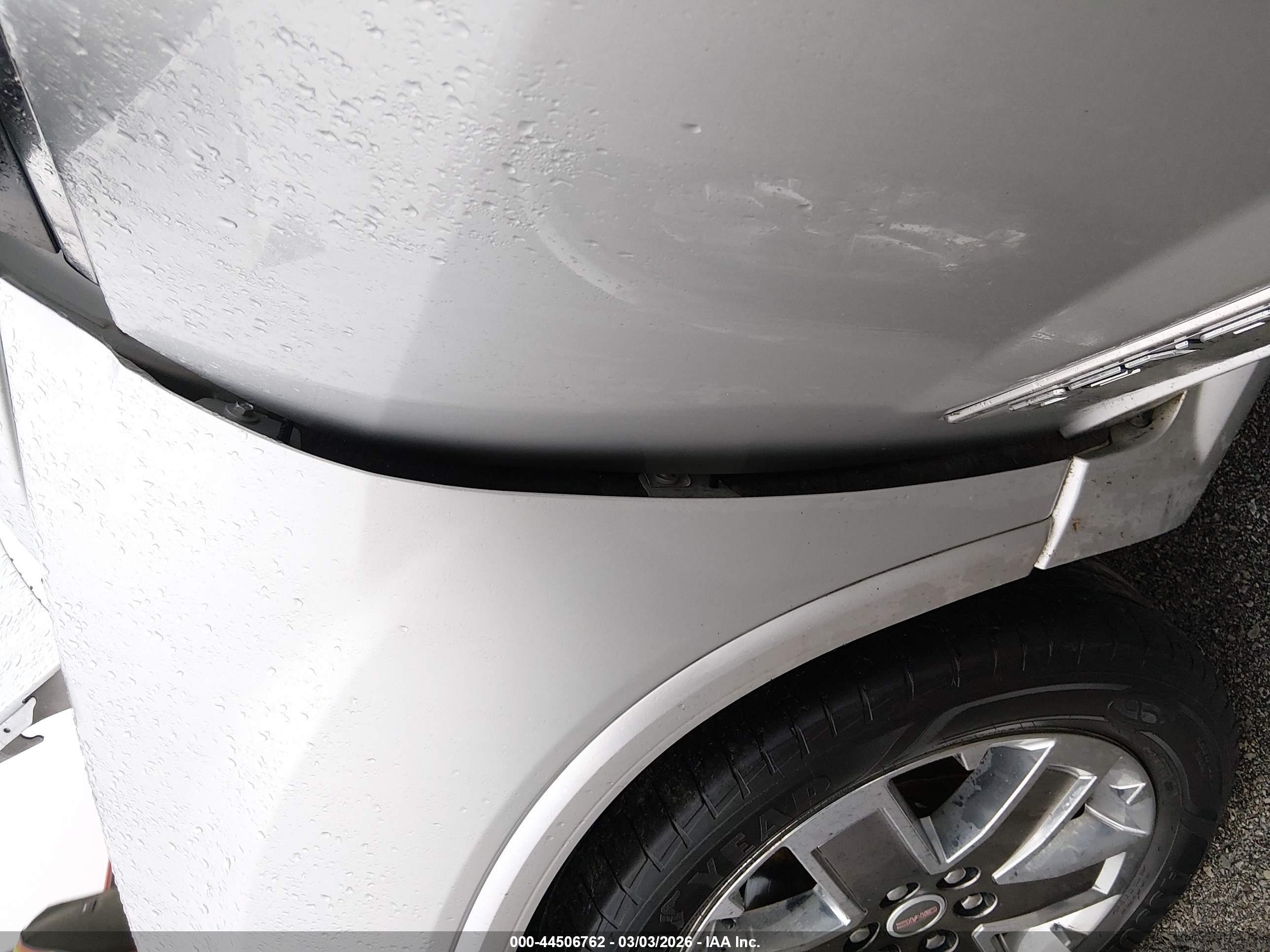 GMC ACADIA image 6