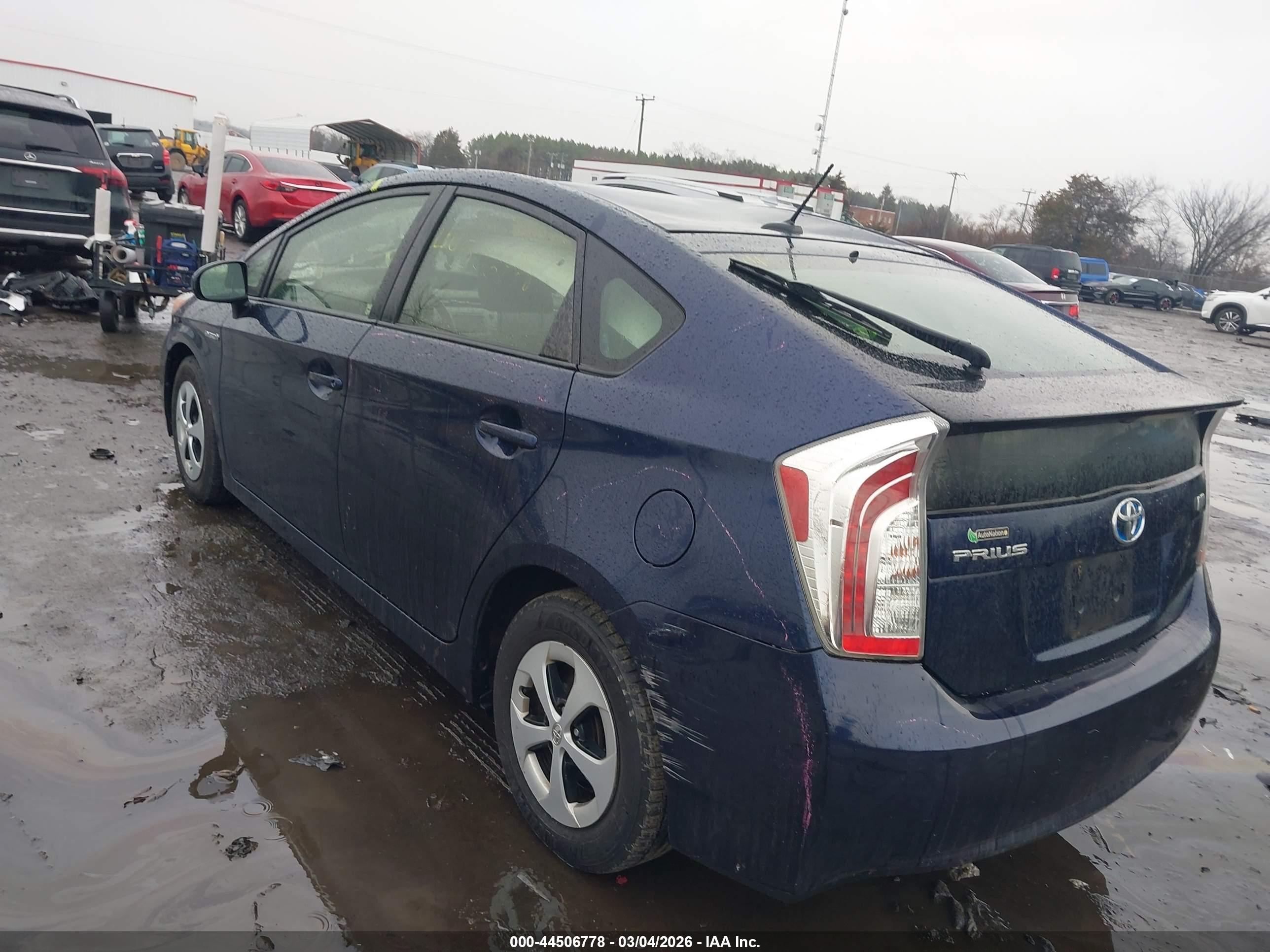 TOYOTA PRIUS image 3