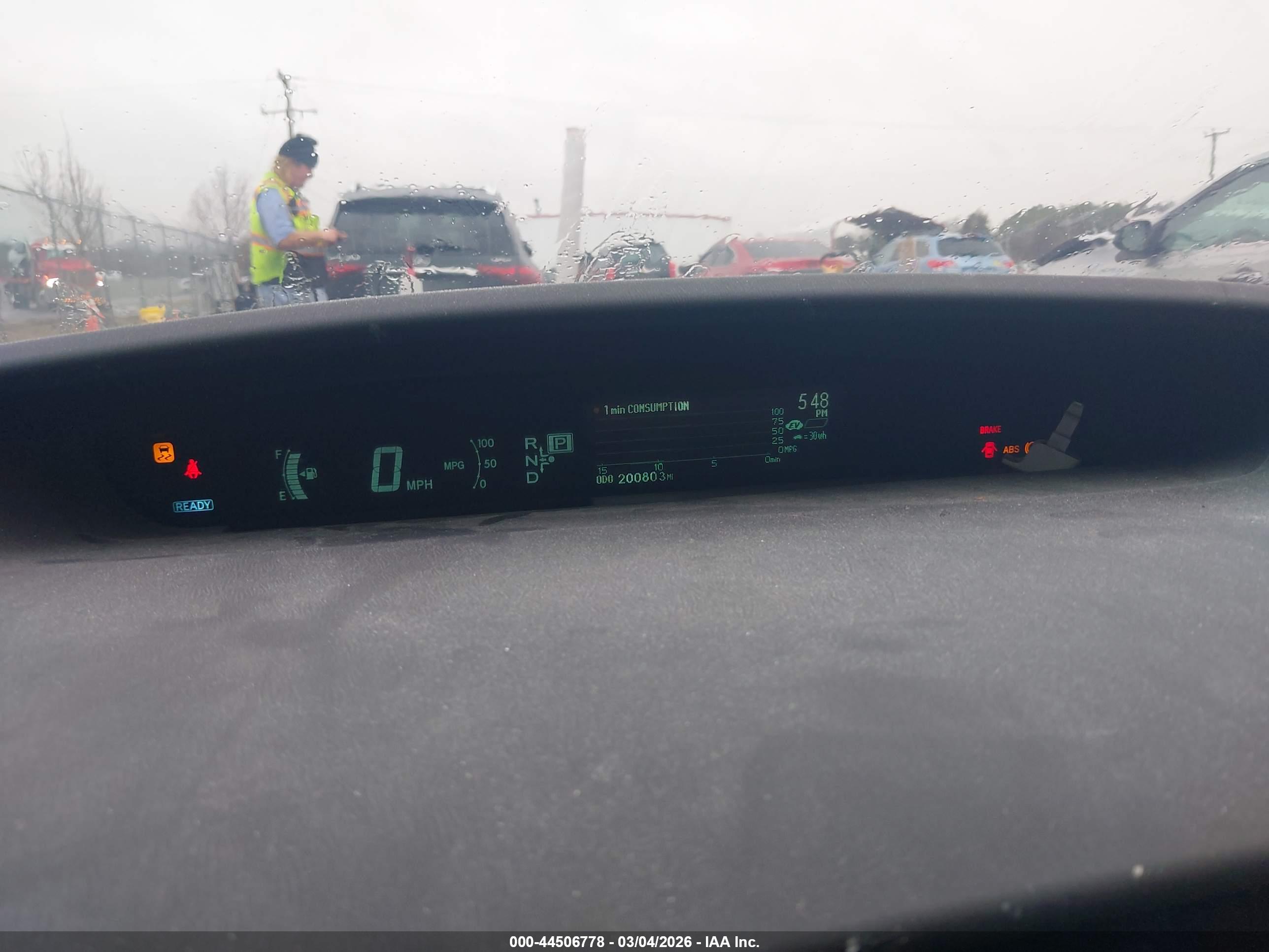 TOYOTA PRIUS image 7