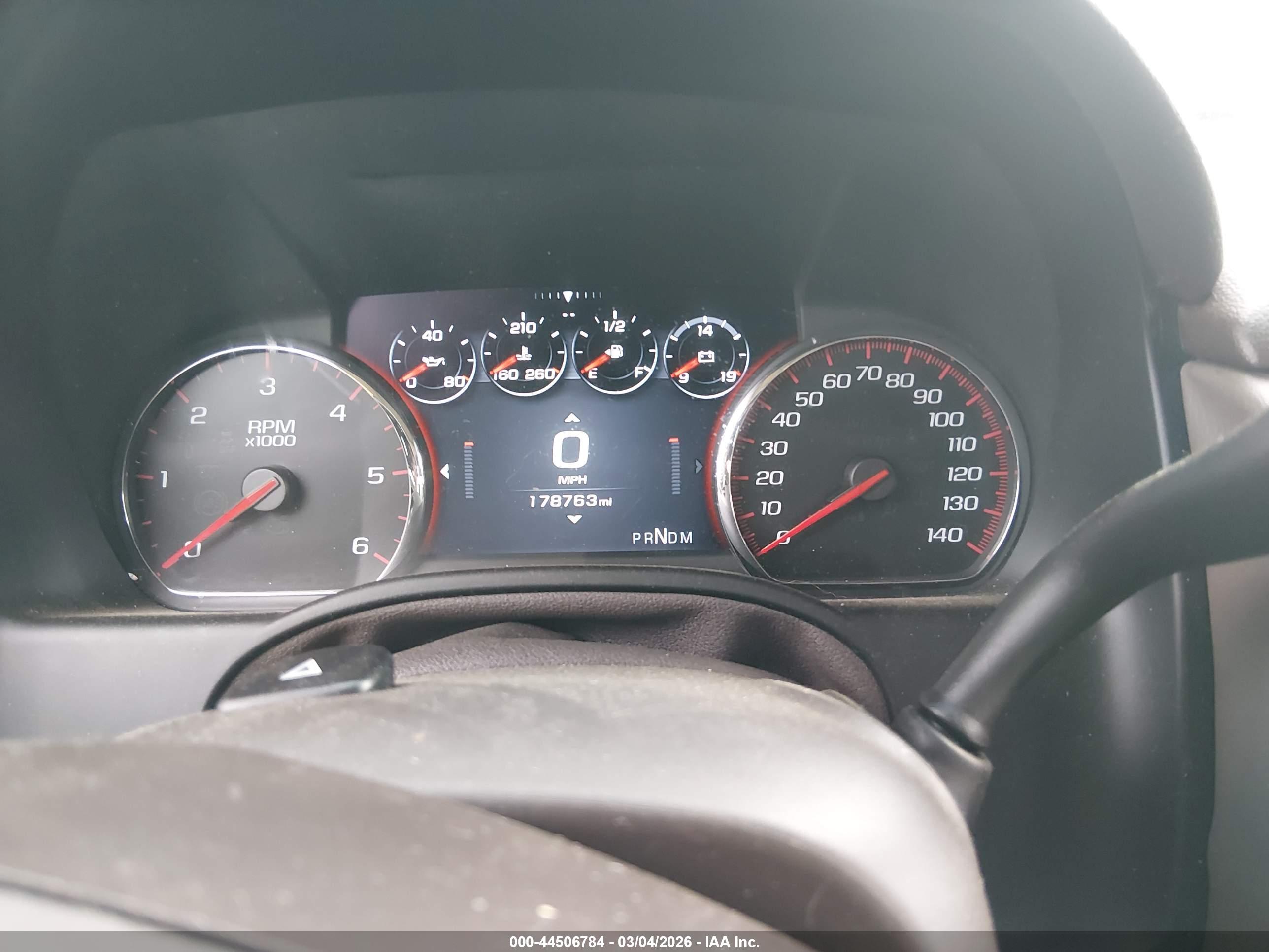 GMC YUKON image 7