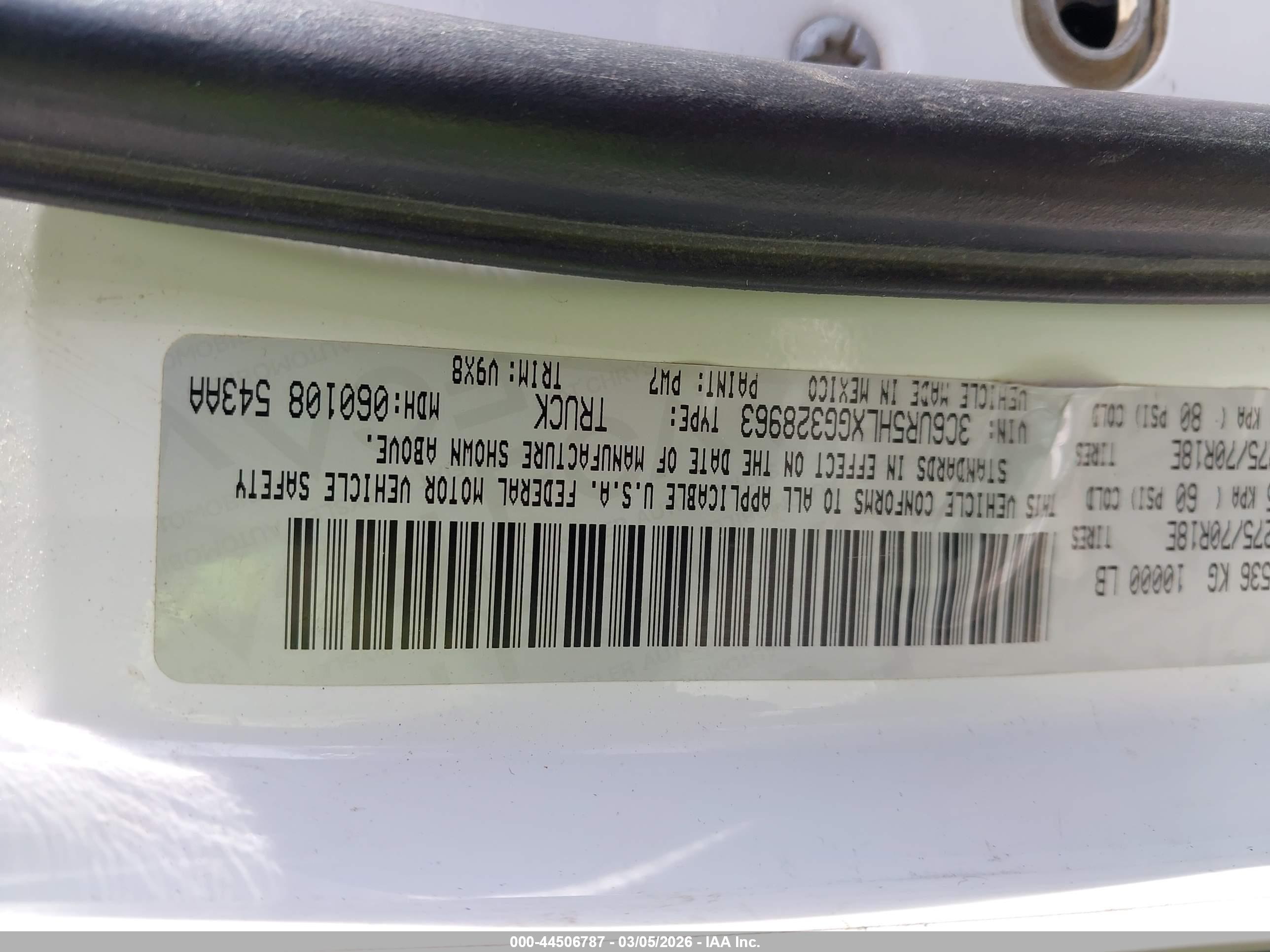 RAM 2500 image 9