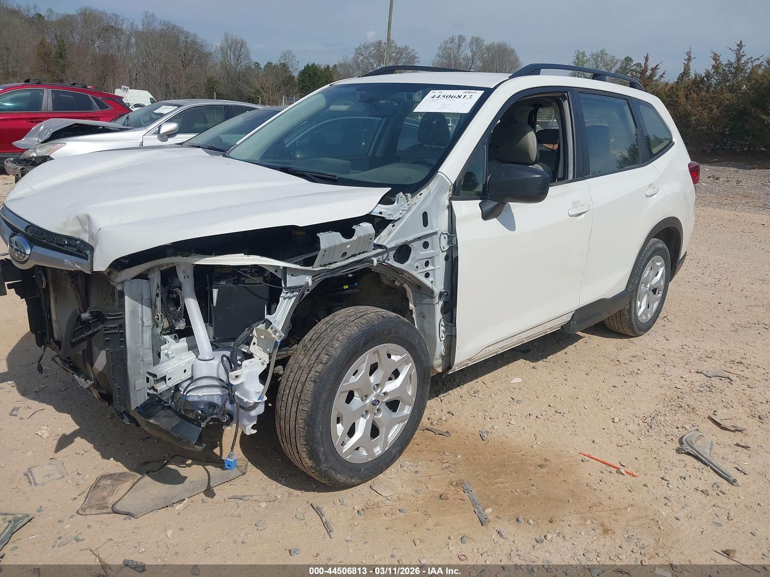 SUBARU FORESTER image 2