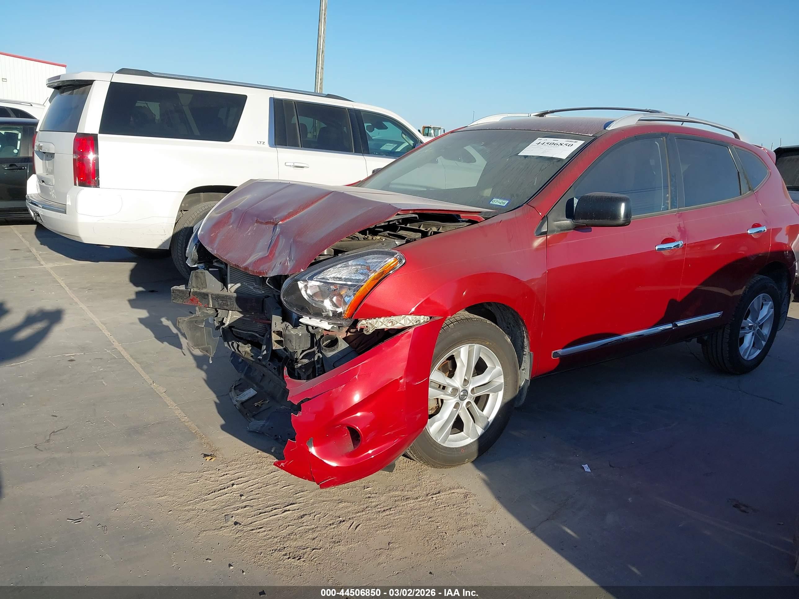 NISSAN ROGUE image 2