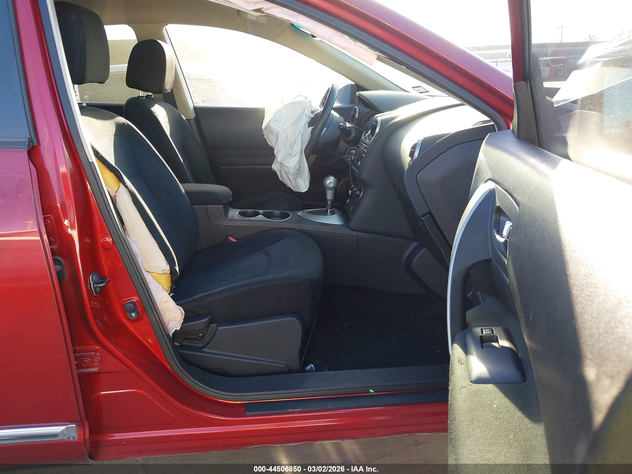 NISSAN ROGUE image 5