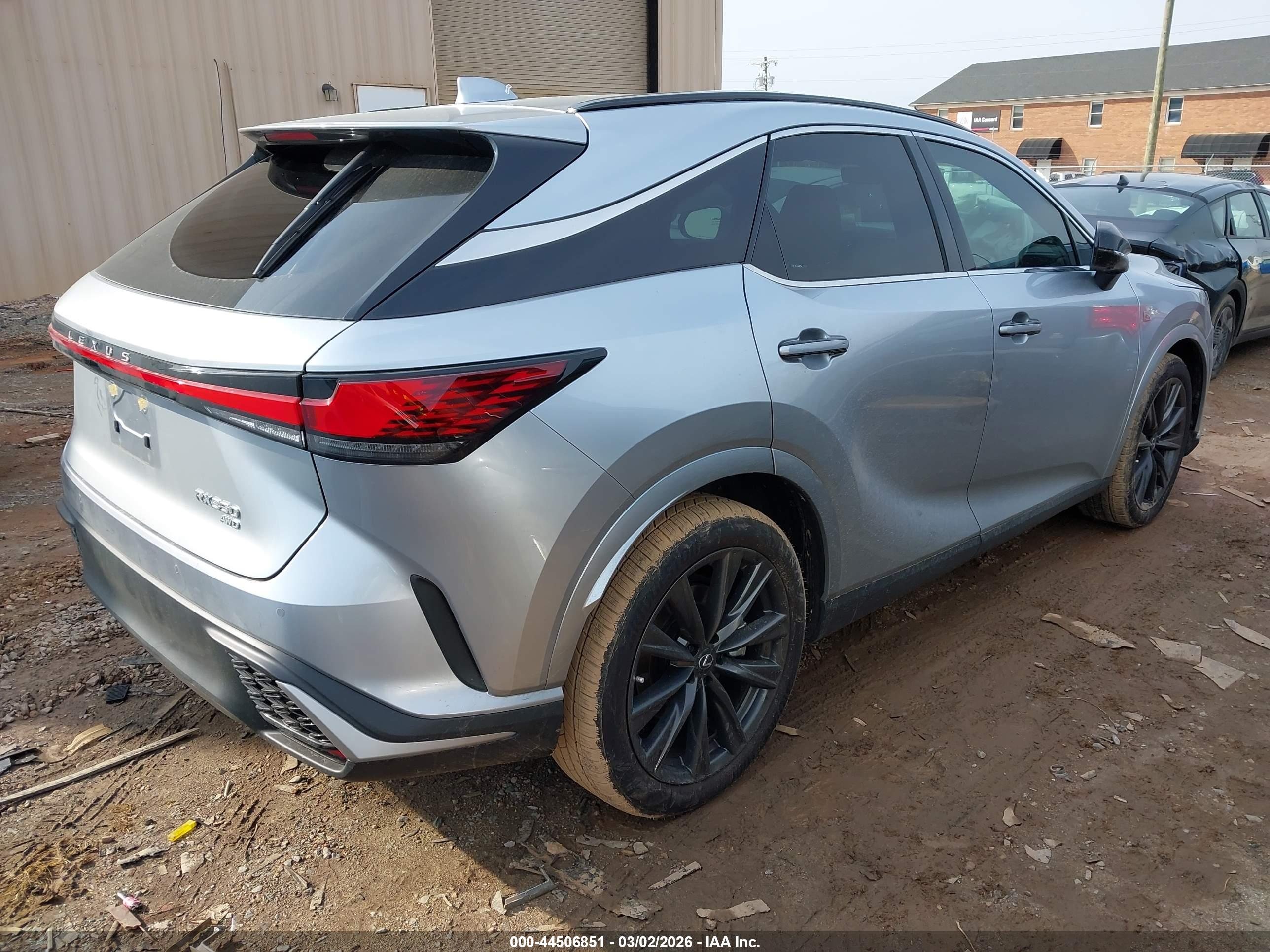 LEXUS RX image 4