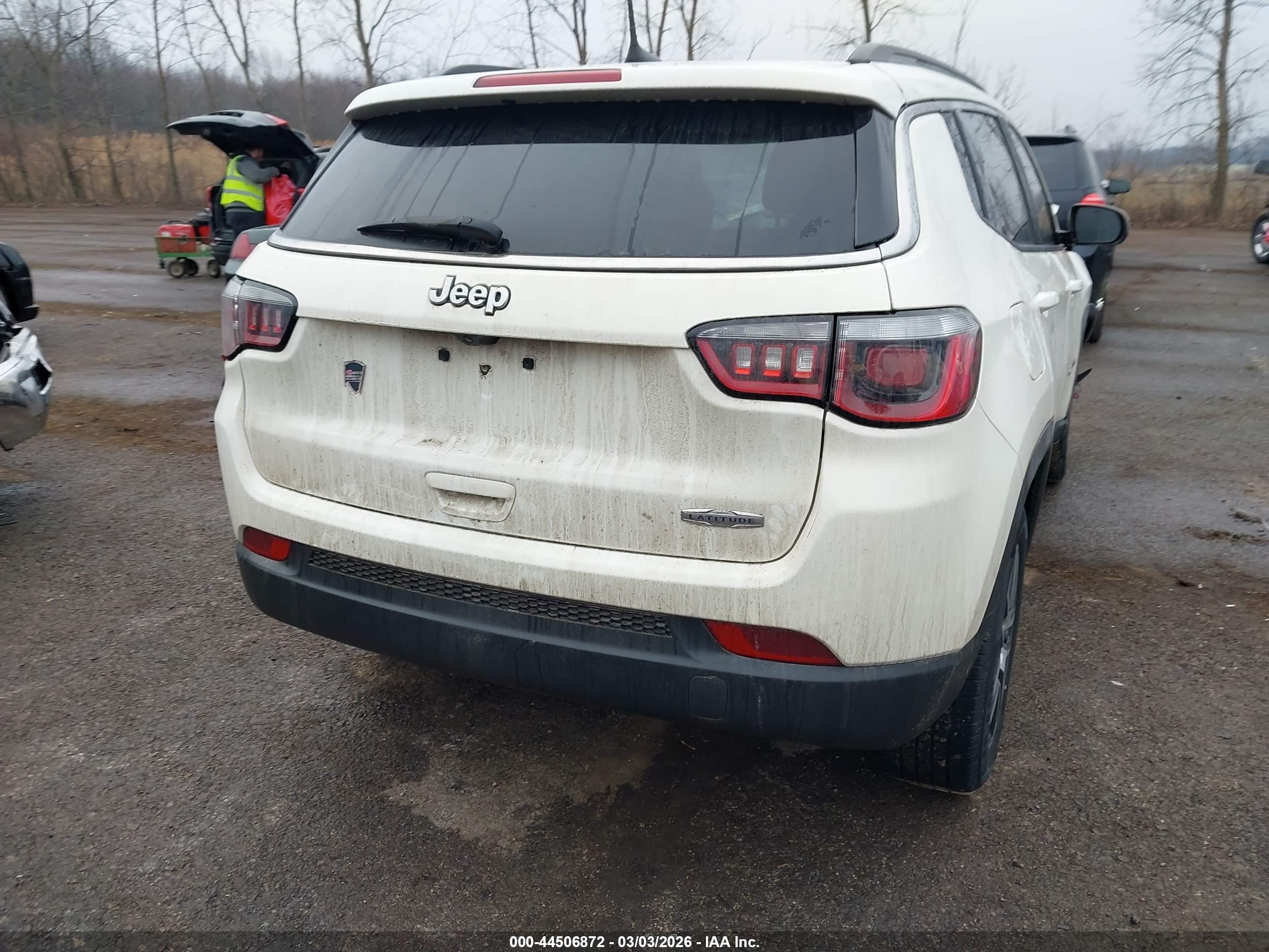 JEEP COMPASS image 4