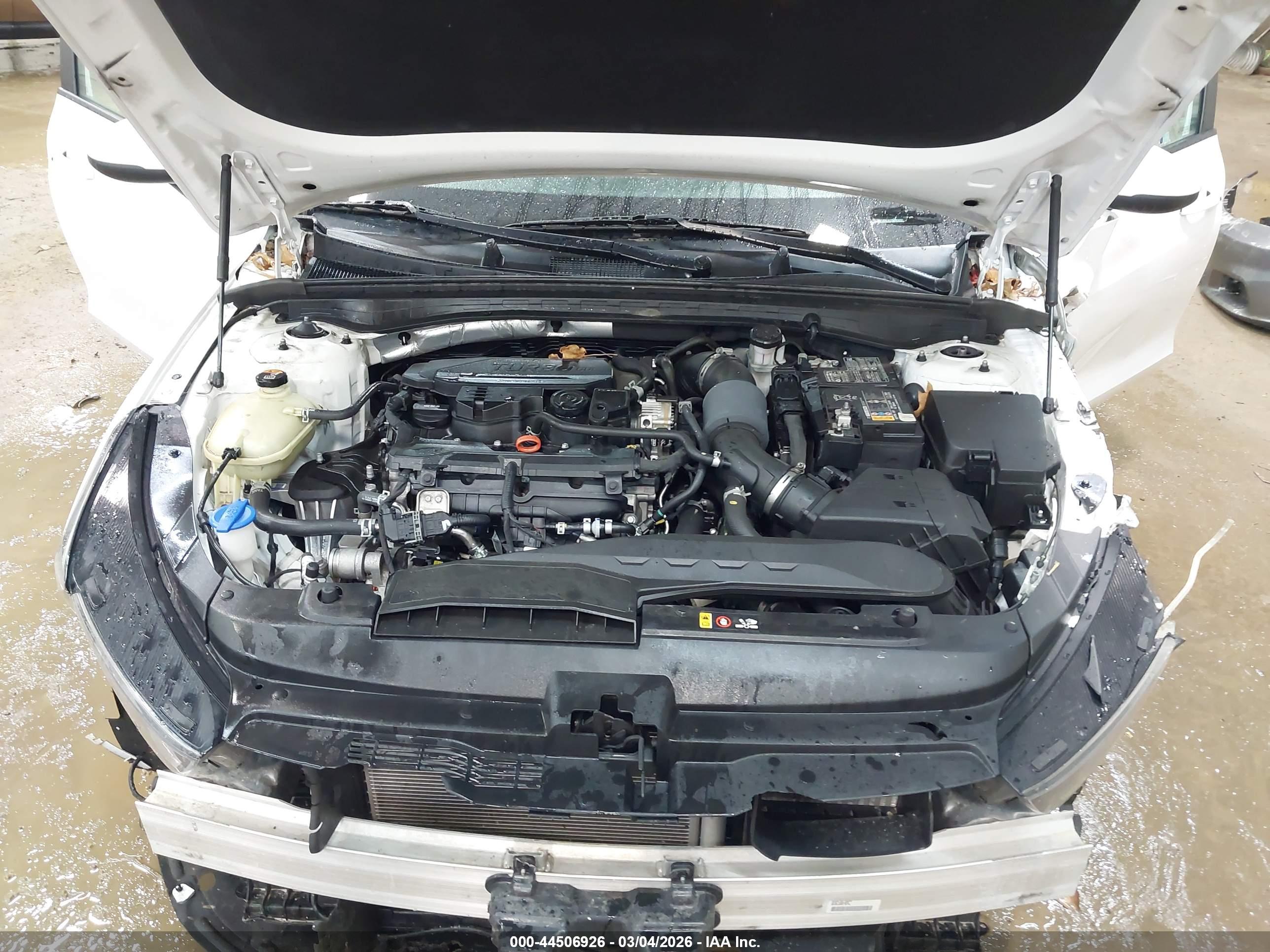 KIA K5 image 10