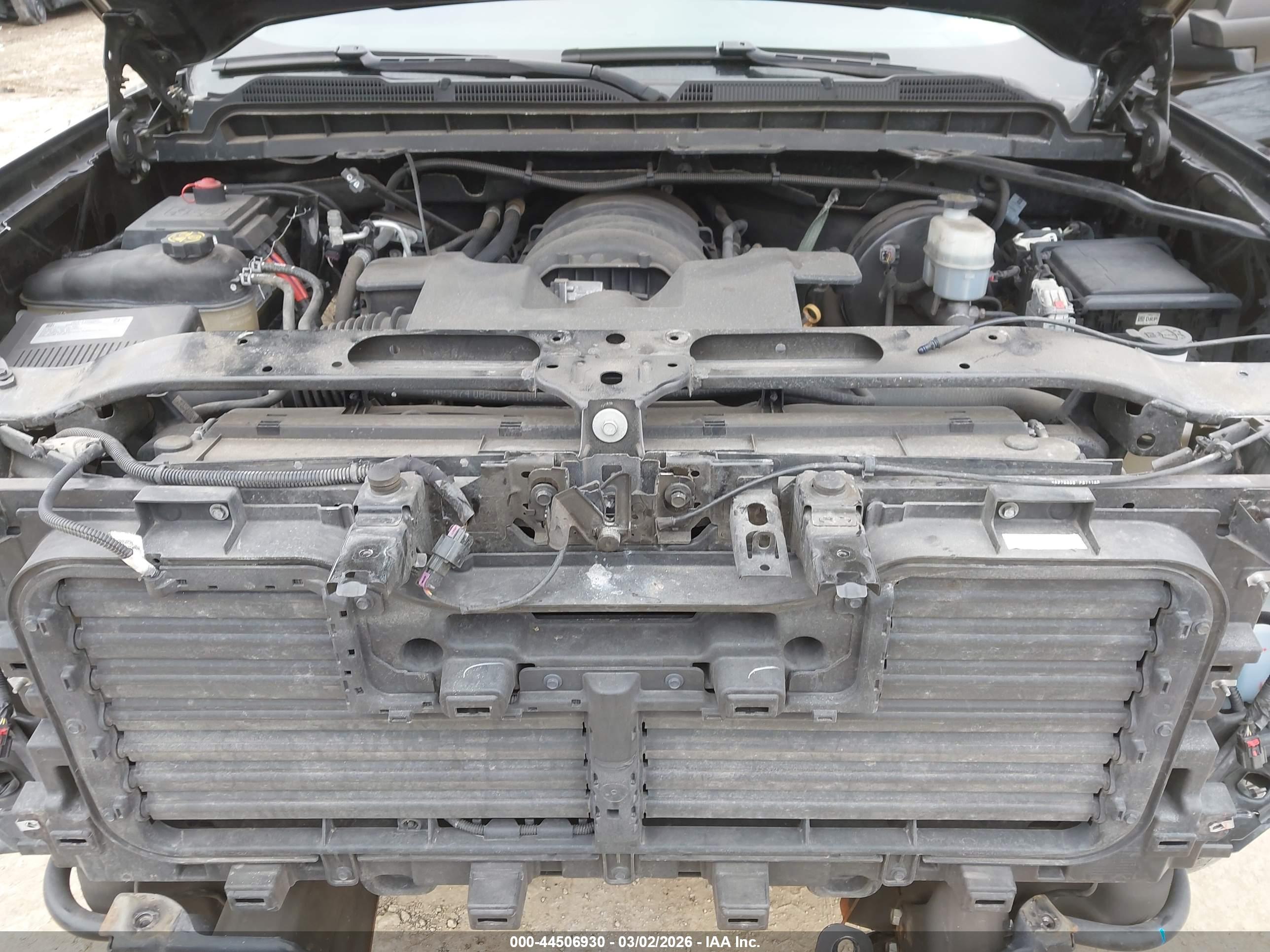 CHEVROLET SILVERADO image 10