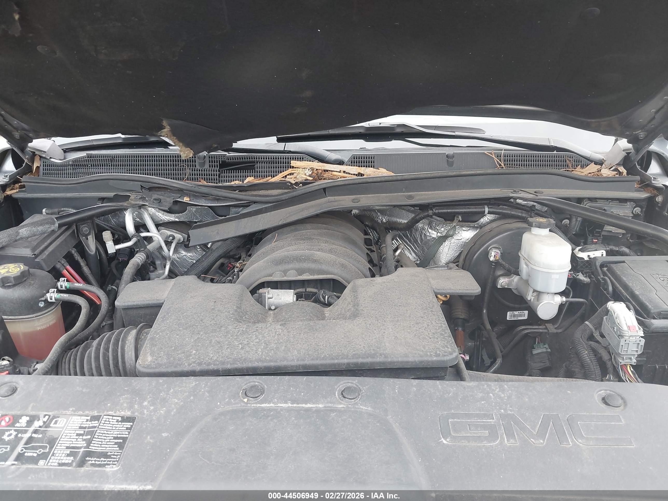 GMC YUKON image 10