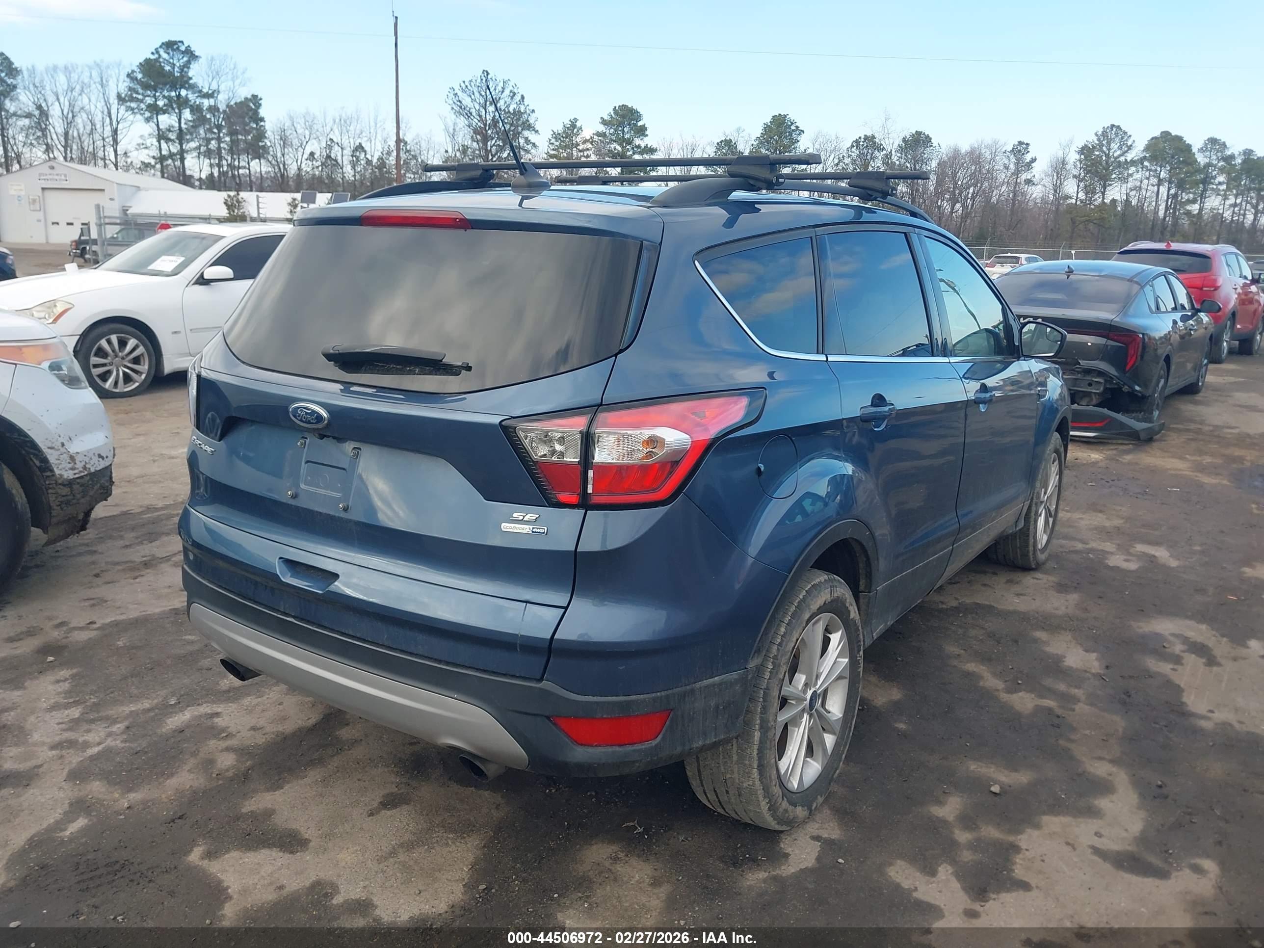 FORD ESCAPE image 4