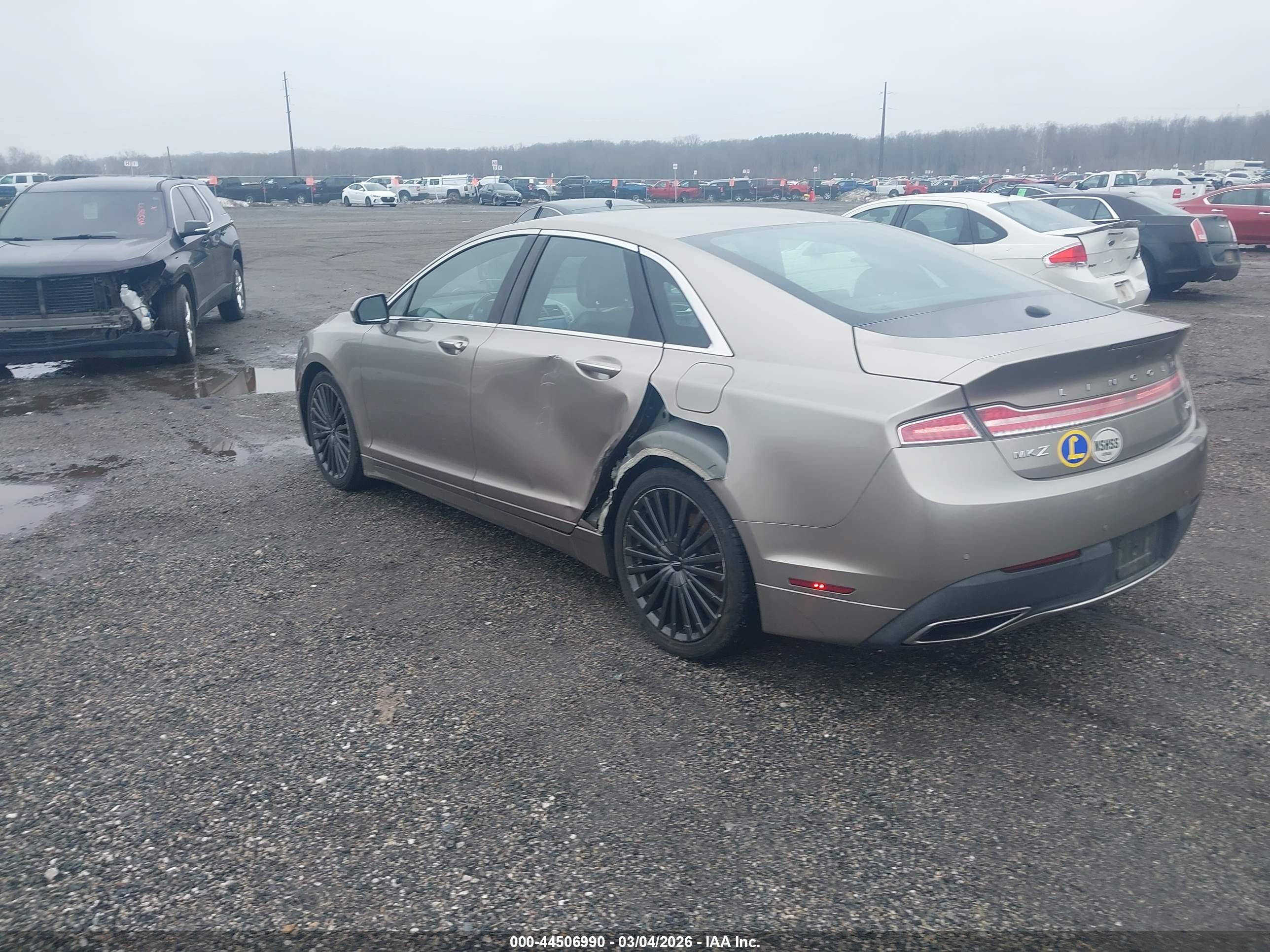 LINCOLN MKZ image 3