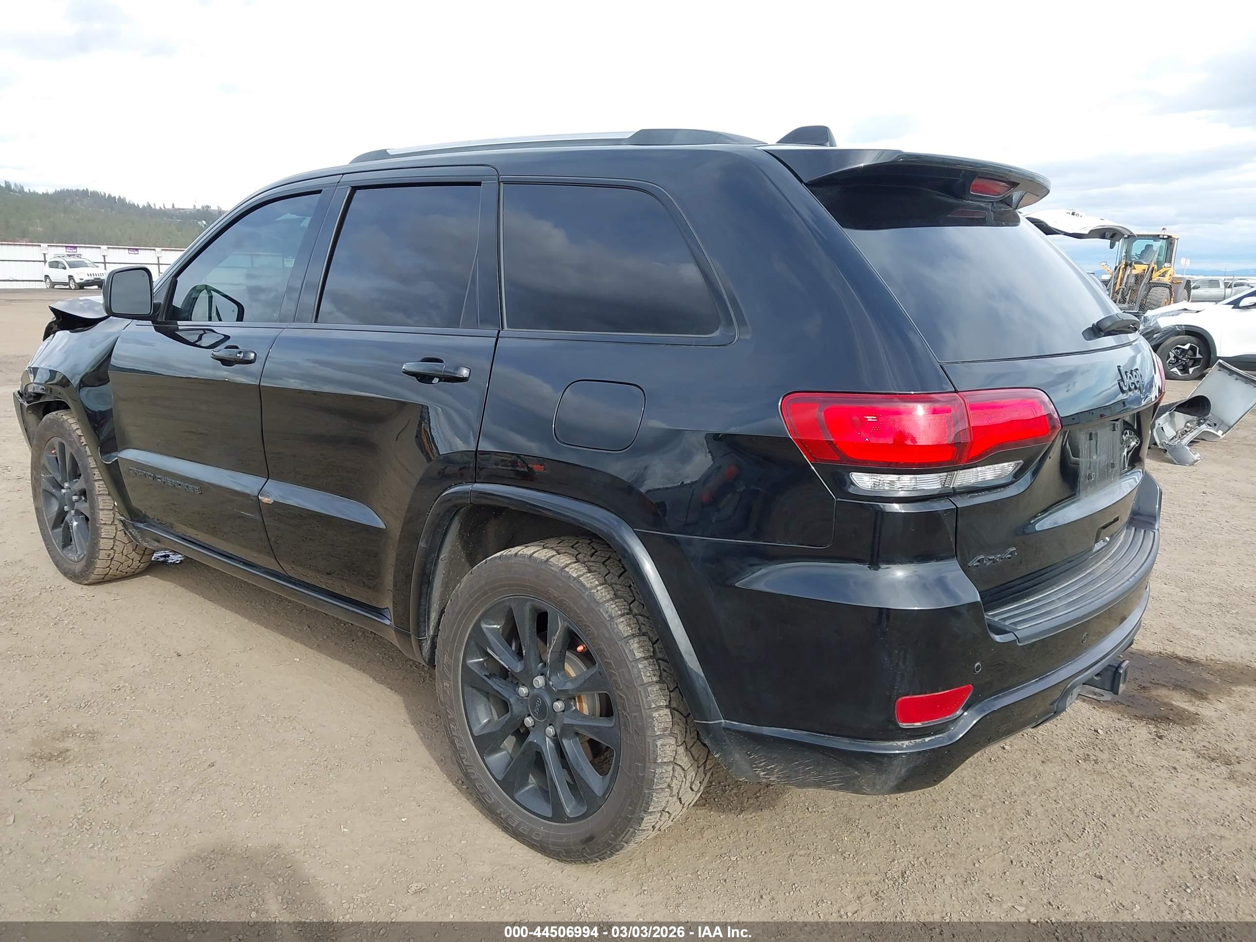 JEEP GRAND image 3