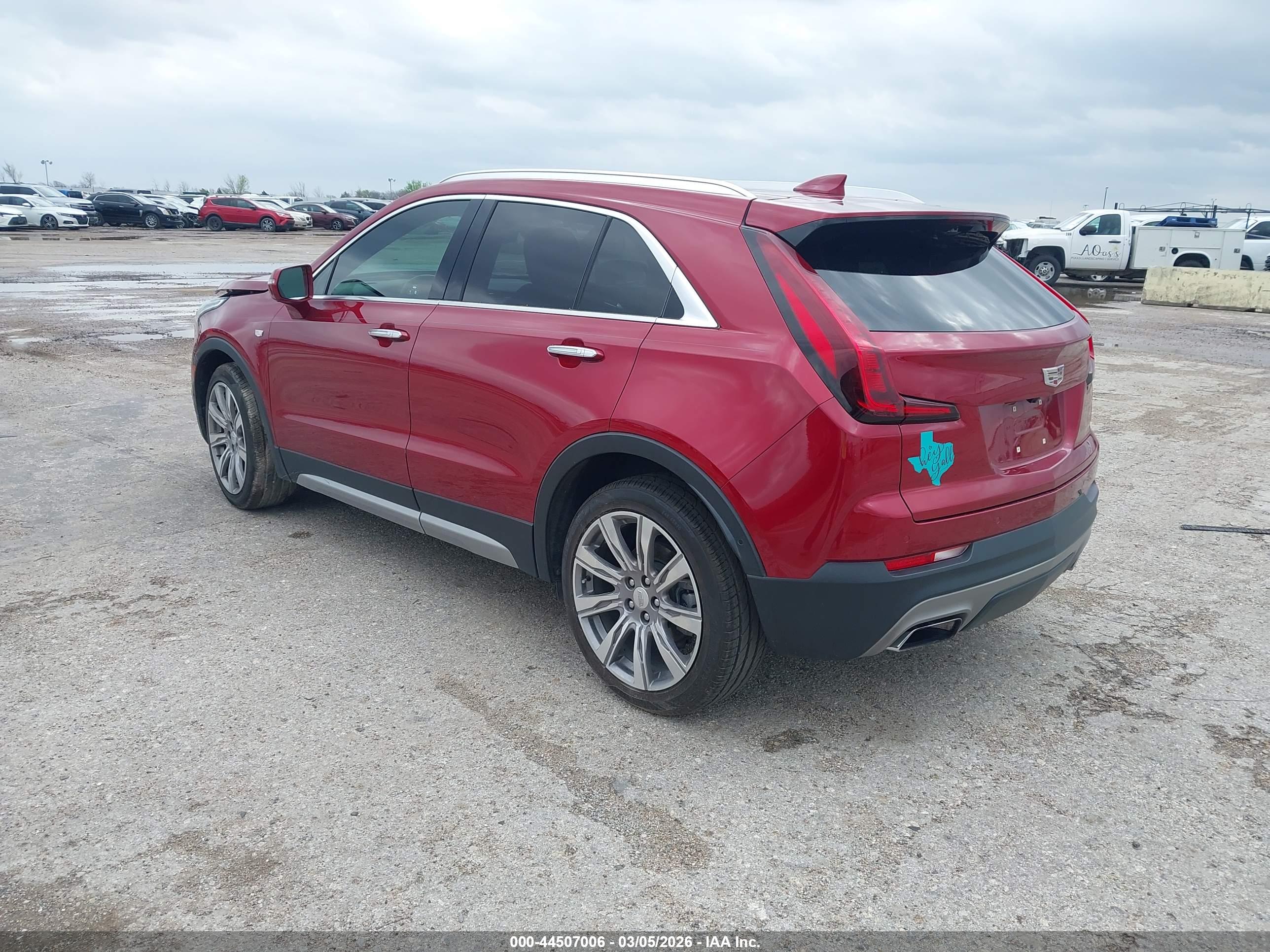 CADILLAC XT4 image 3