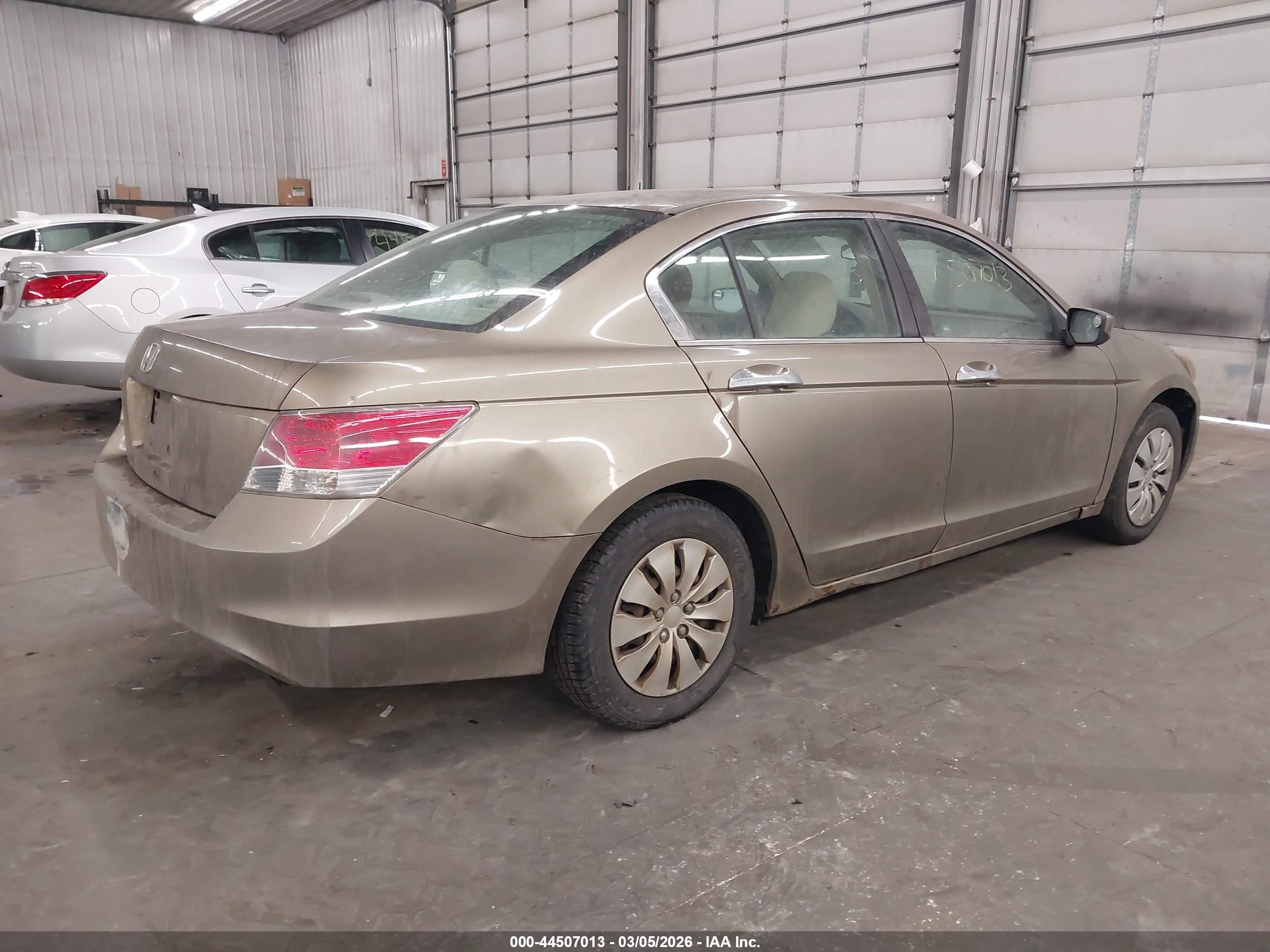 HONDA ACCORD image 4