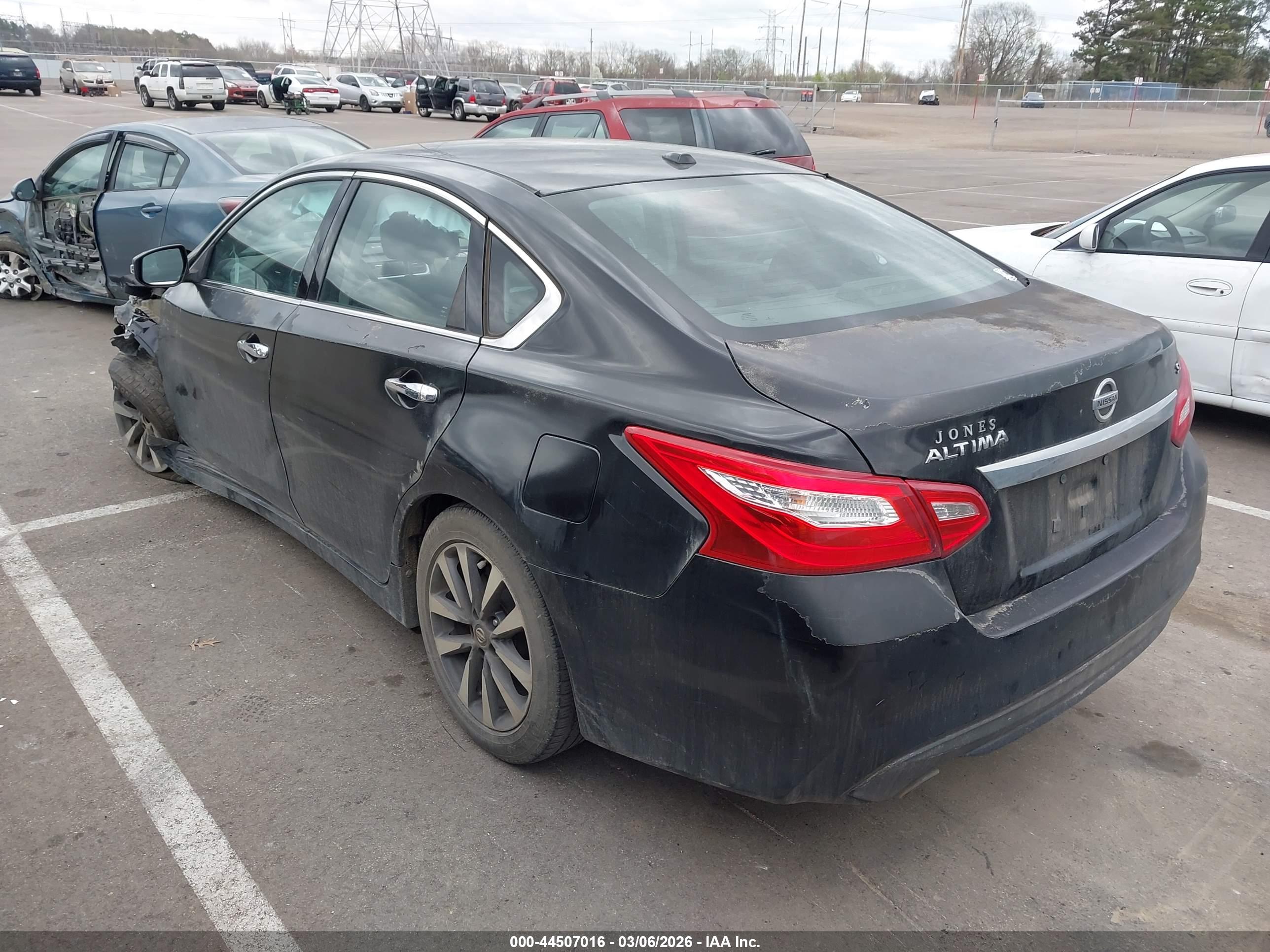 NISSAN ALTIMA image 3