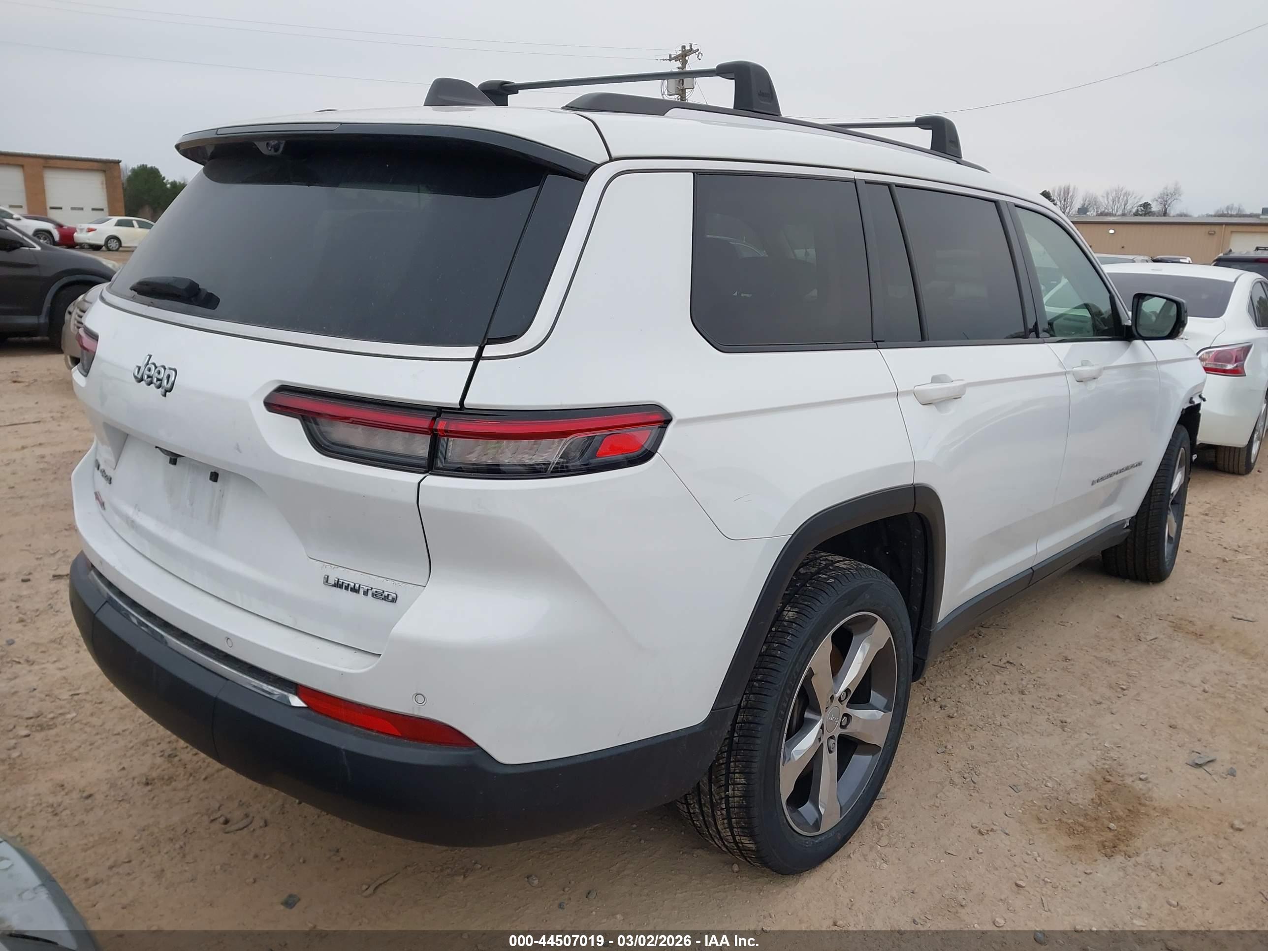 JEEP GRAND image 4