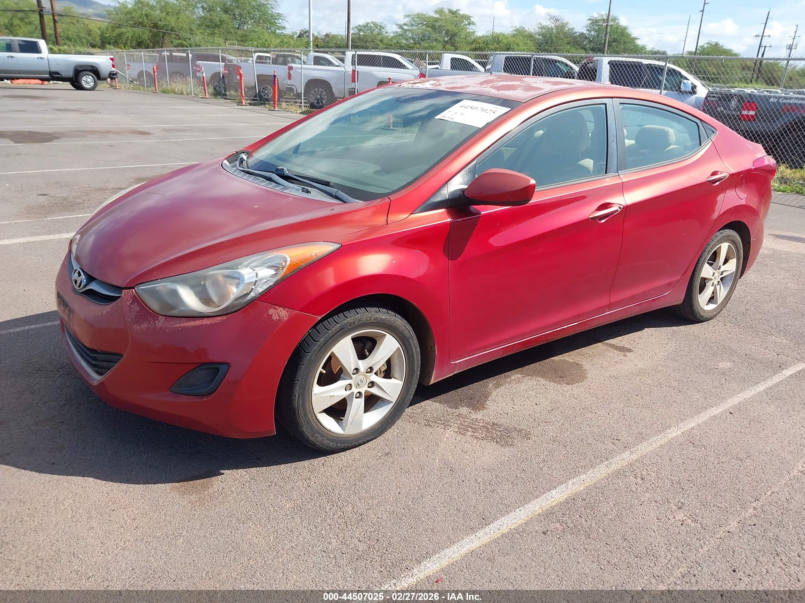 HYUNDAI ELANTRA image 2